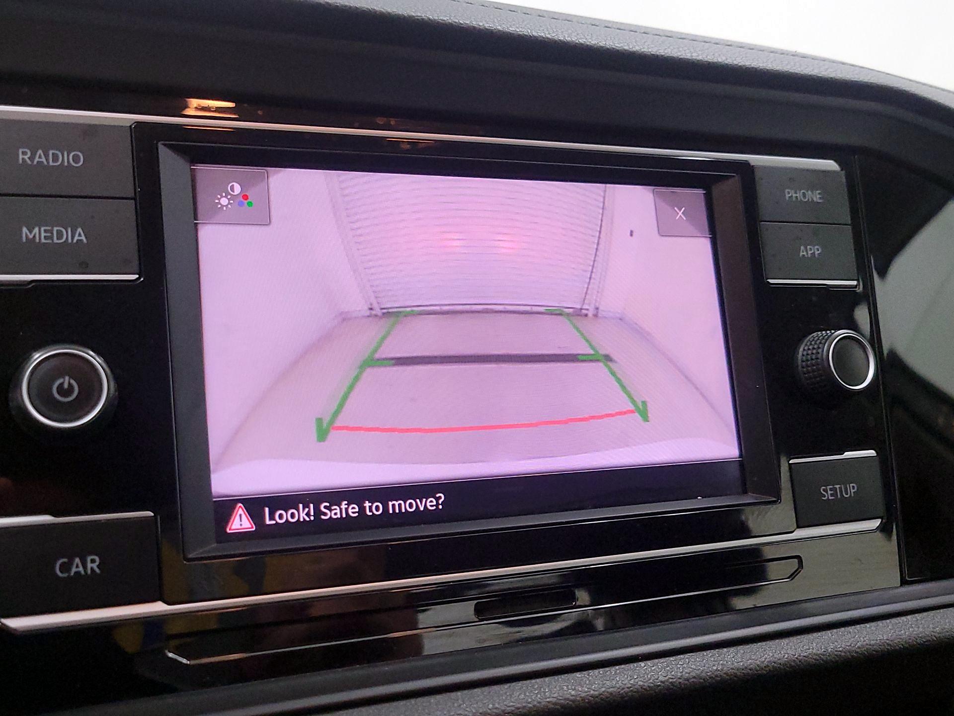 Thumbnail: 2019 Volkswagen Jetta - 13