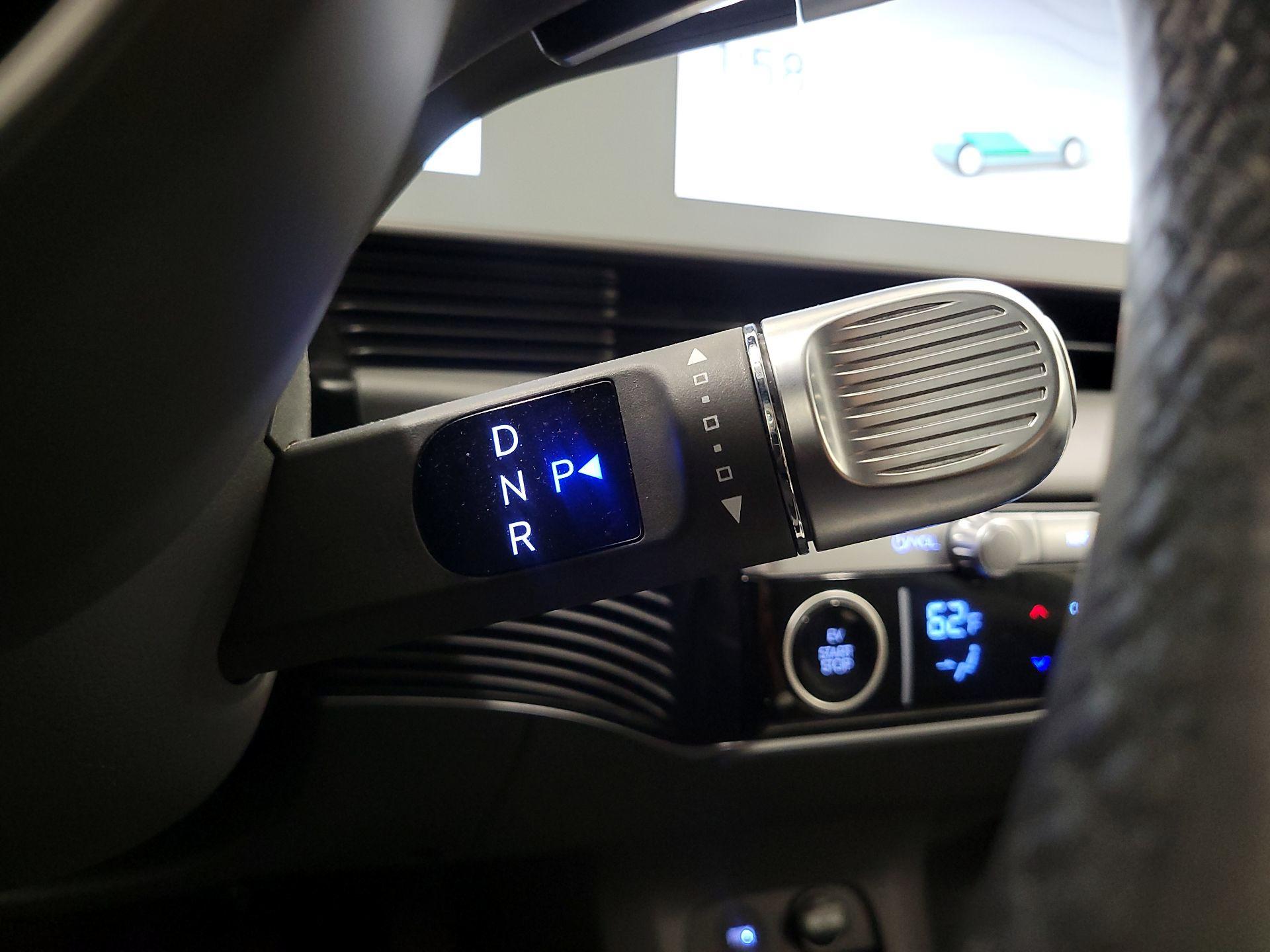 Thumbnail: 2022 Hyundai Ioniq 5 - 18