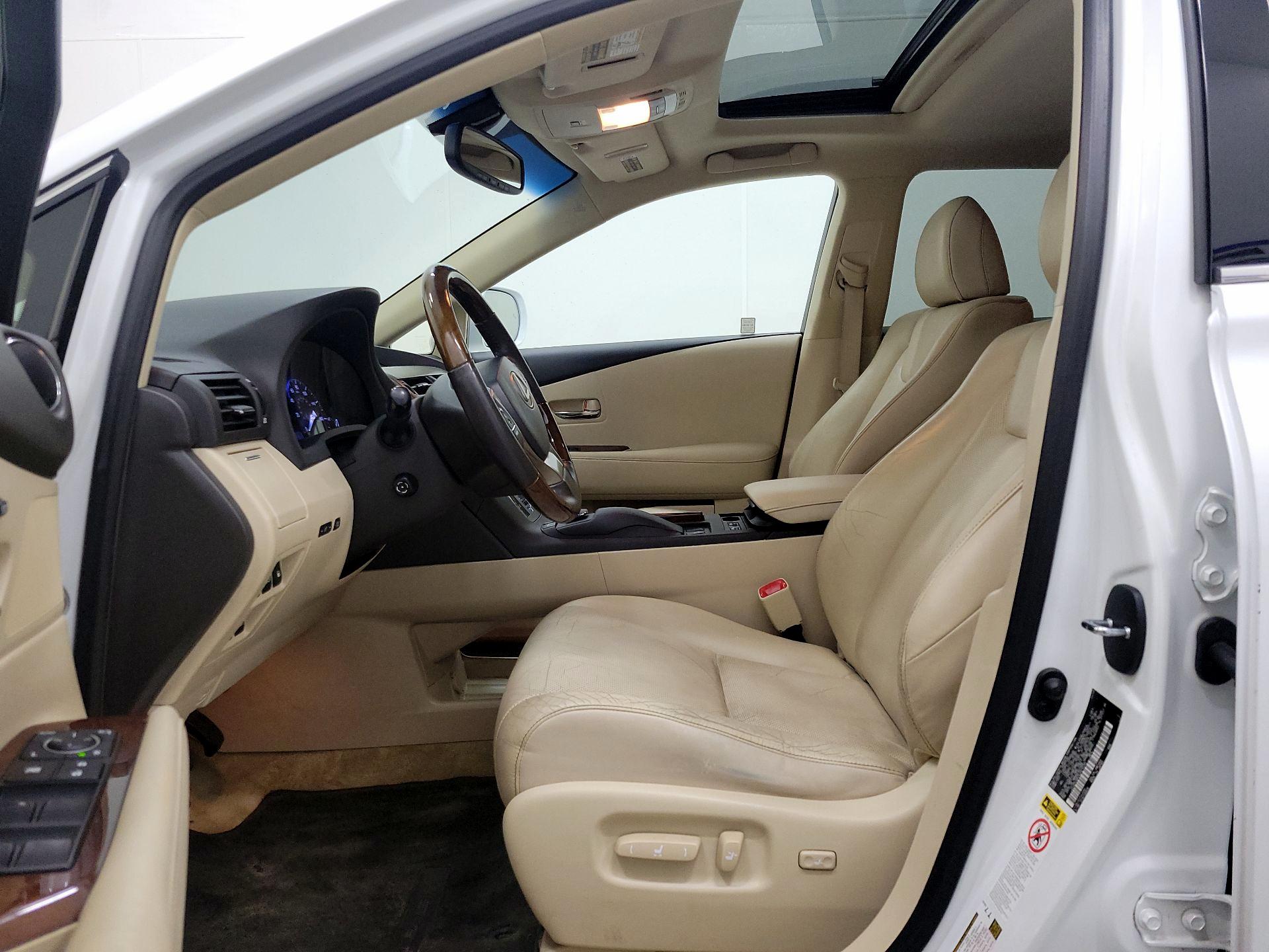 Thumbnail: 2014 Lexus RX - 9