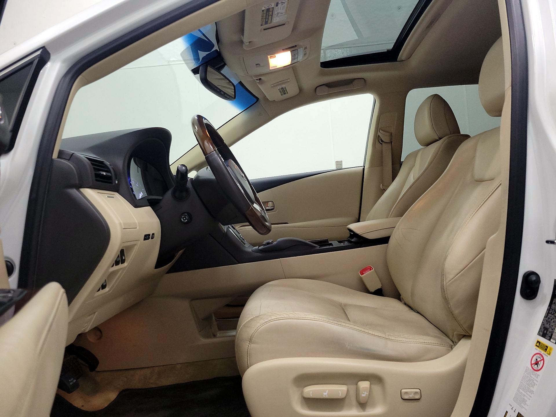 Thumbnail: 2014 Lexus RX - 17
