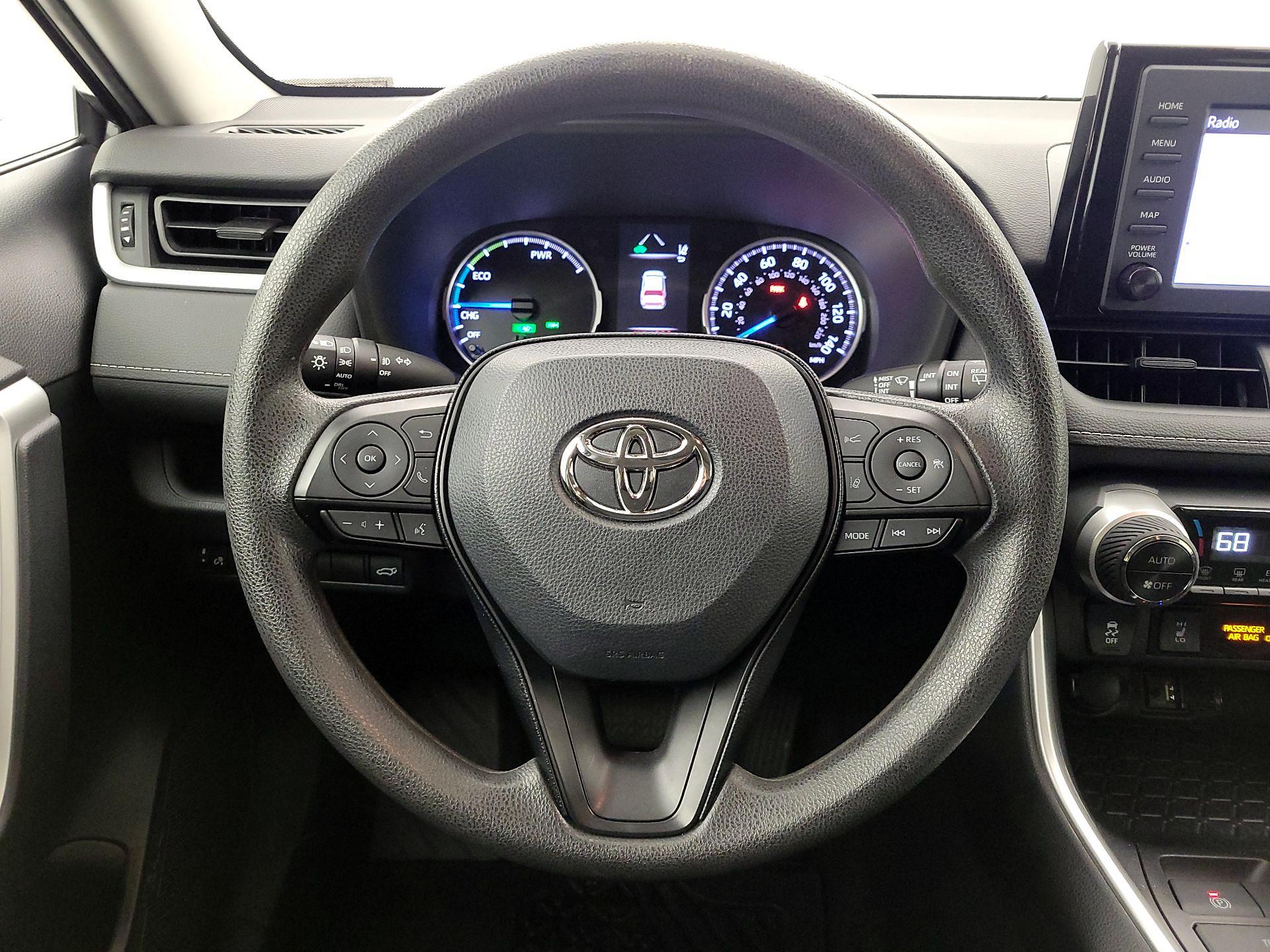Thumbnail: 2019 Toyota RAV4 - 10