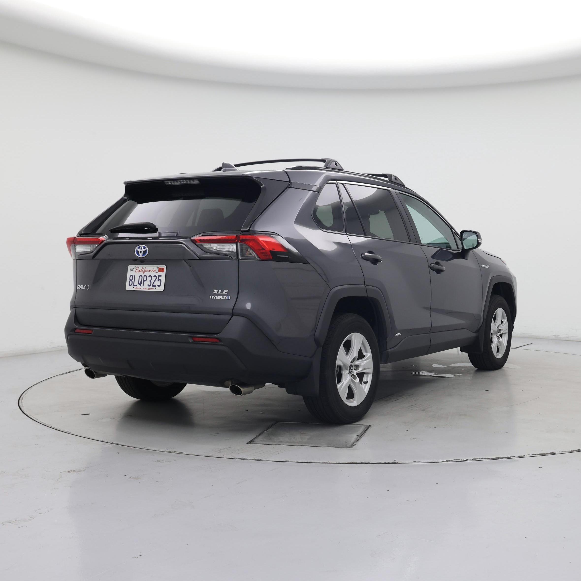 Thumbnail: 2019 Toyota RAV4 - 8