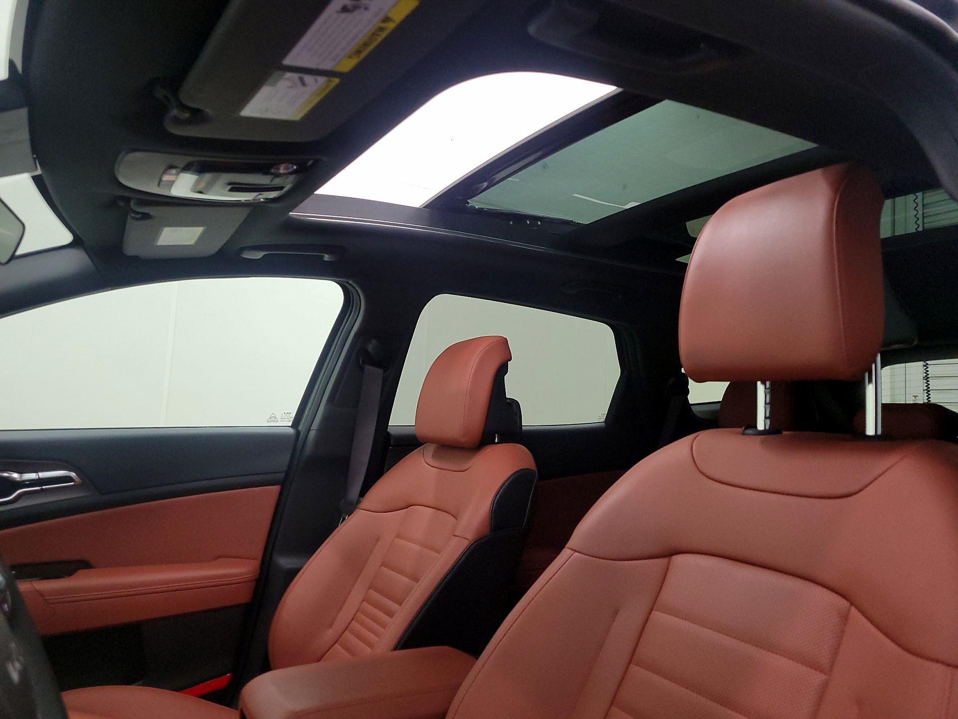 Thumbnail: 2023 Kia Sportage - 20