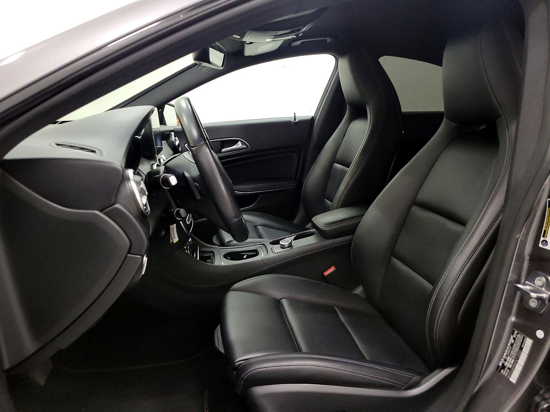 Thumbnail: 2019 Mercedes-Benz CLA - 11
