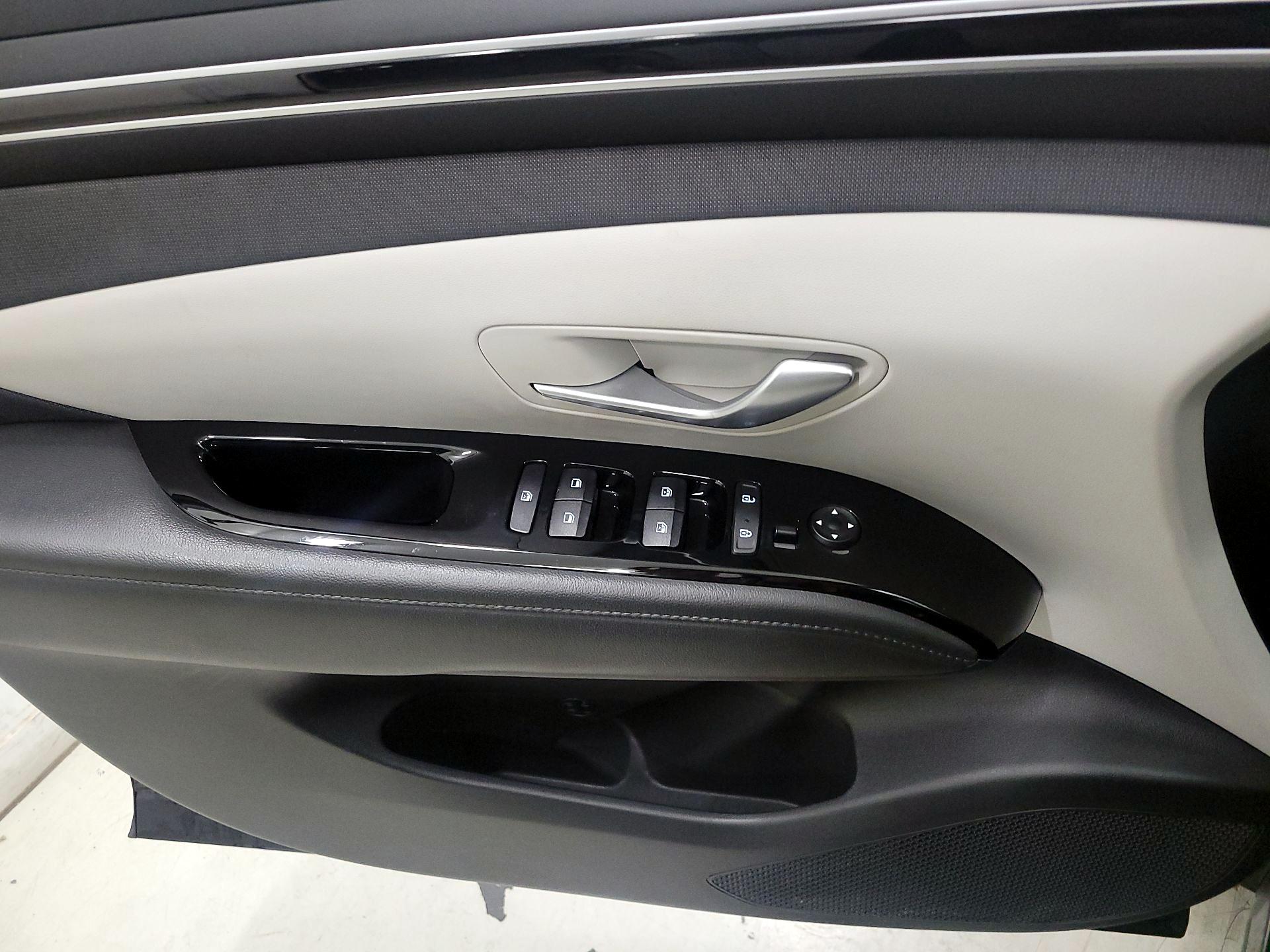 Thumbnail: 2022 Hyundai Tucson - 12