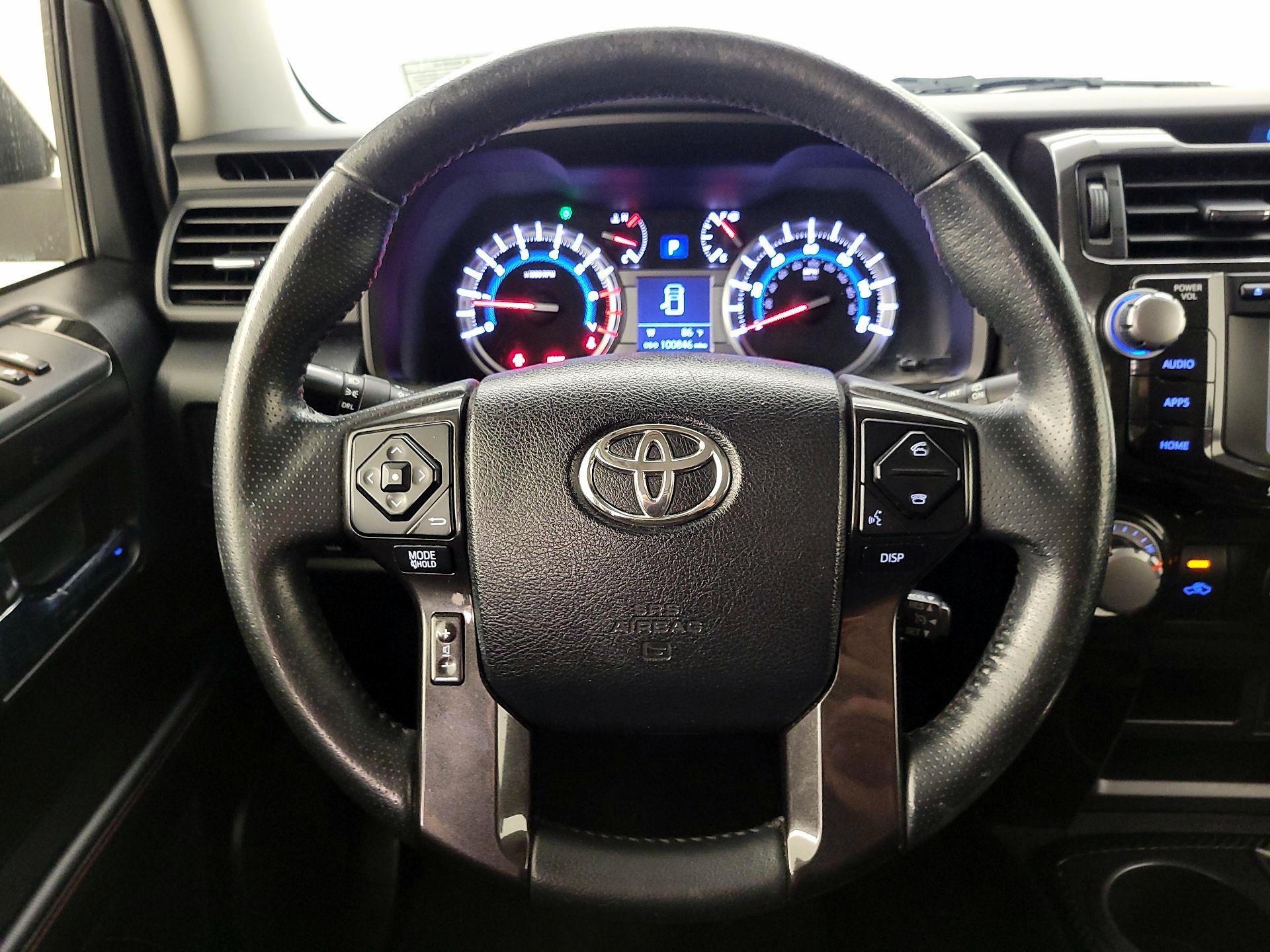 Thumbnail: 2018 Toyota 4Runner - 10