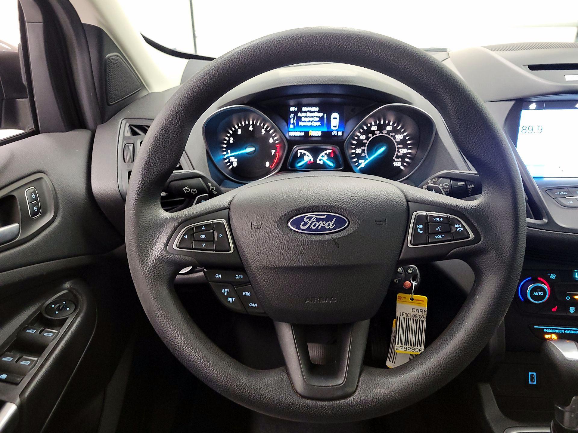 Thumbnail: 2017 Ford Escape - 10