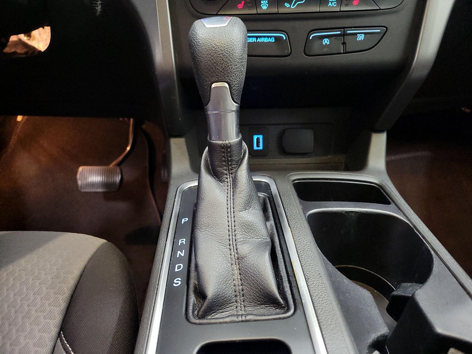 Thumbnail: 2017 Ford Escape - 17