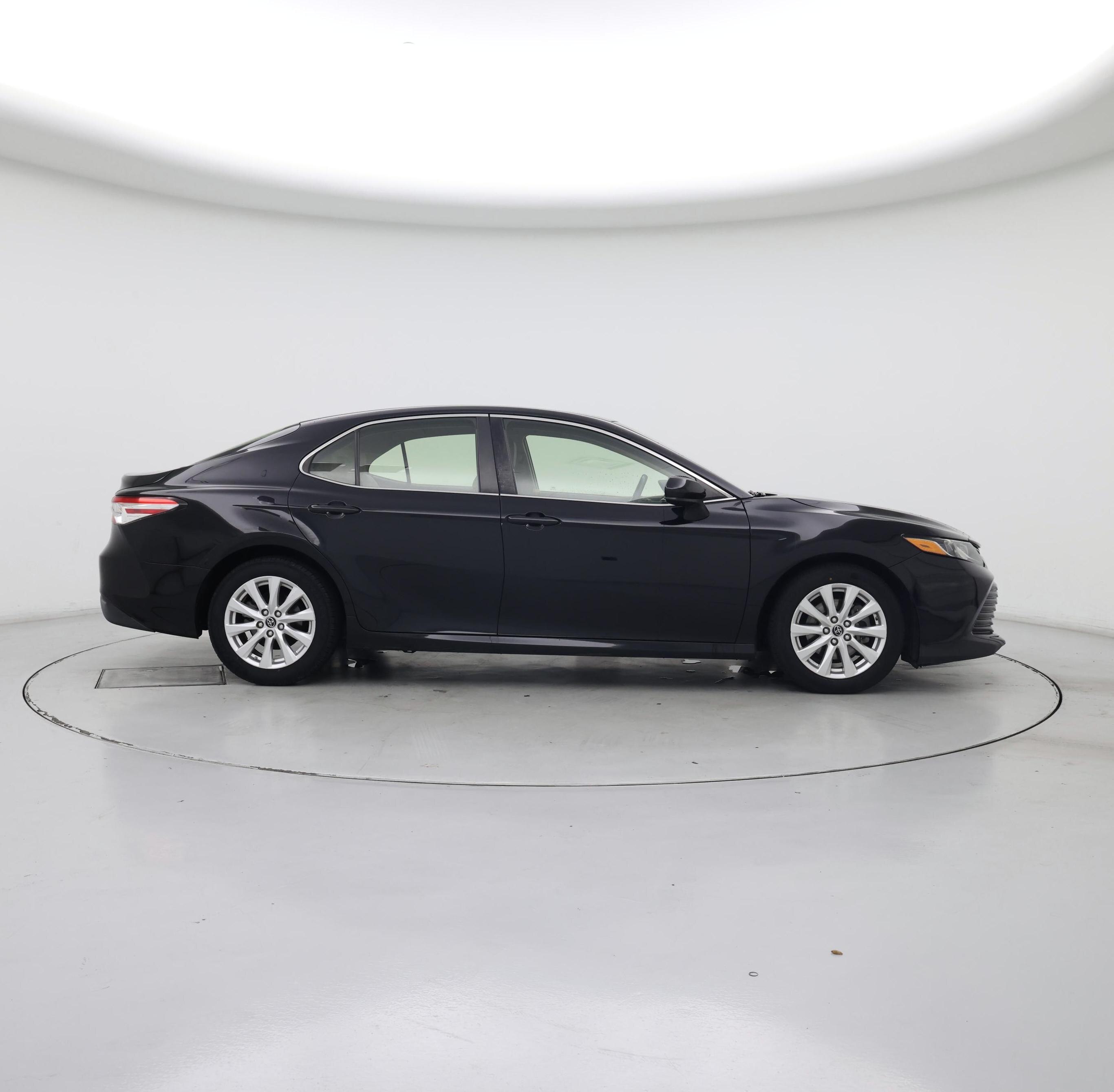 Thumbnail: 2018 Toyota Camry - 7