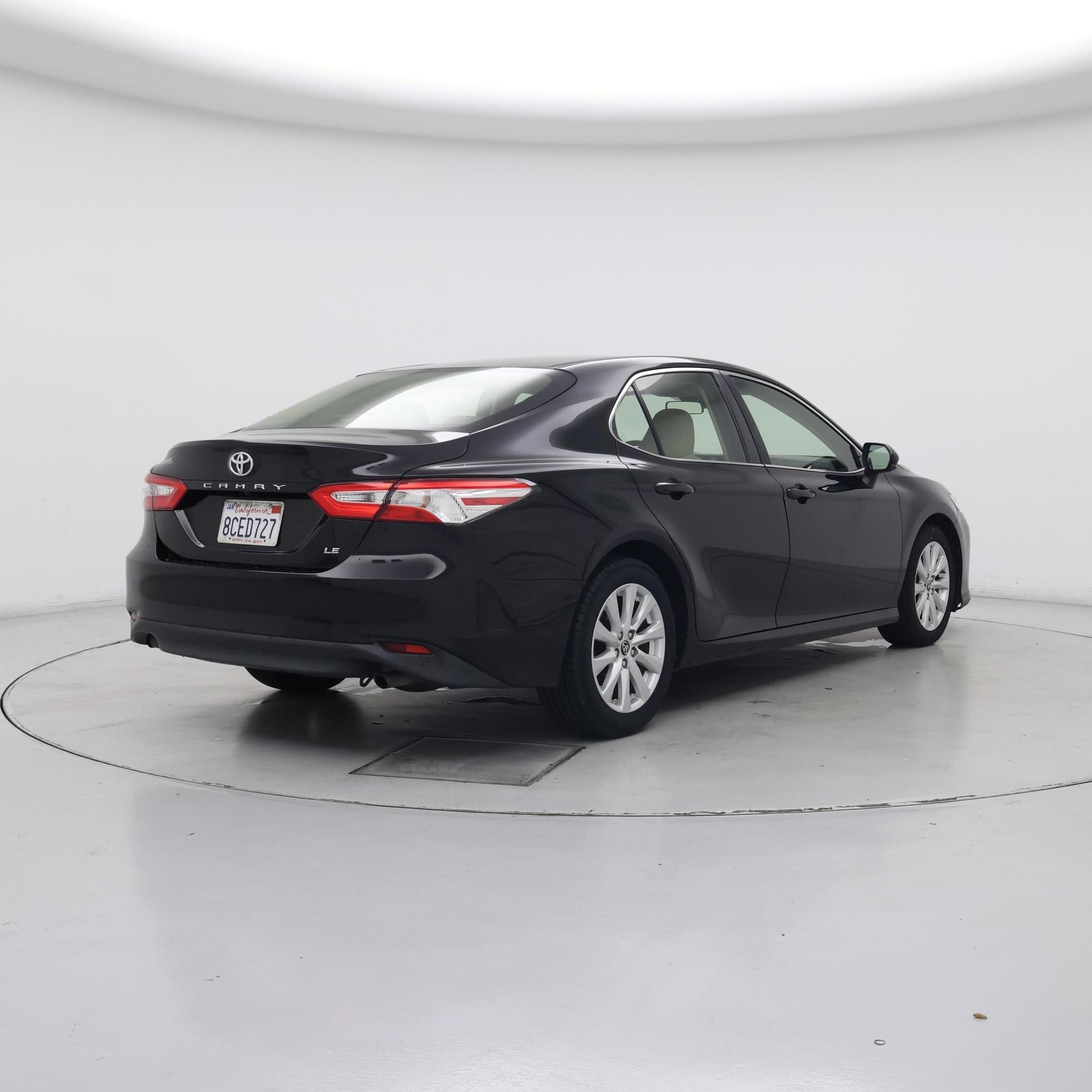 Thumbnail: 2018 Toyota Camry - 8
