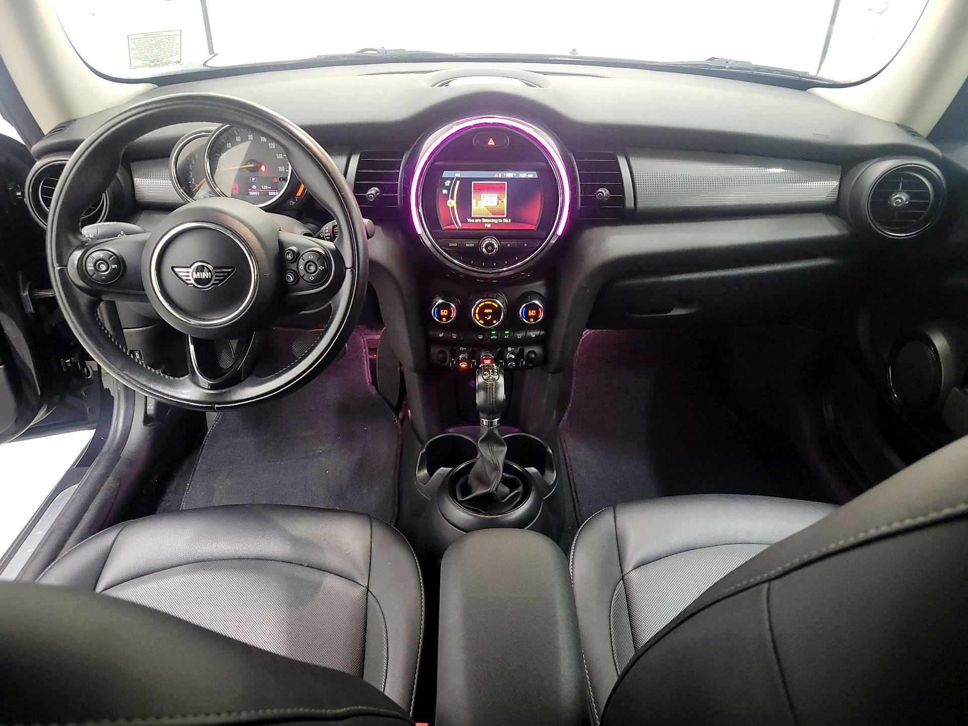 Thumbnail: 2019 MINI Cooper Hardtop - 9