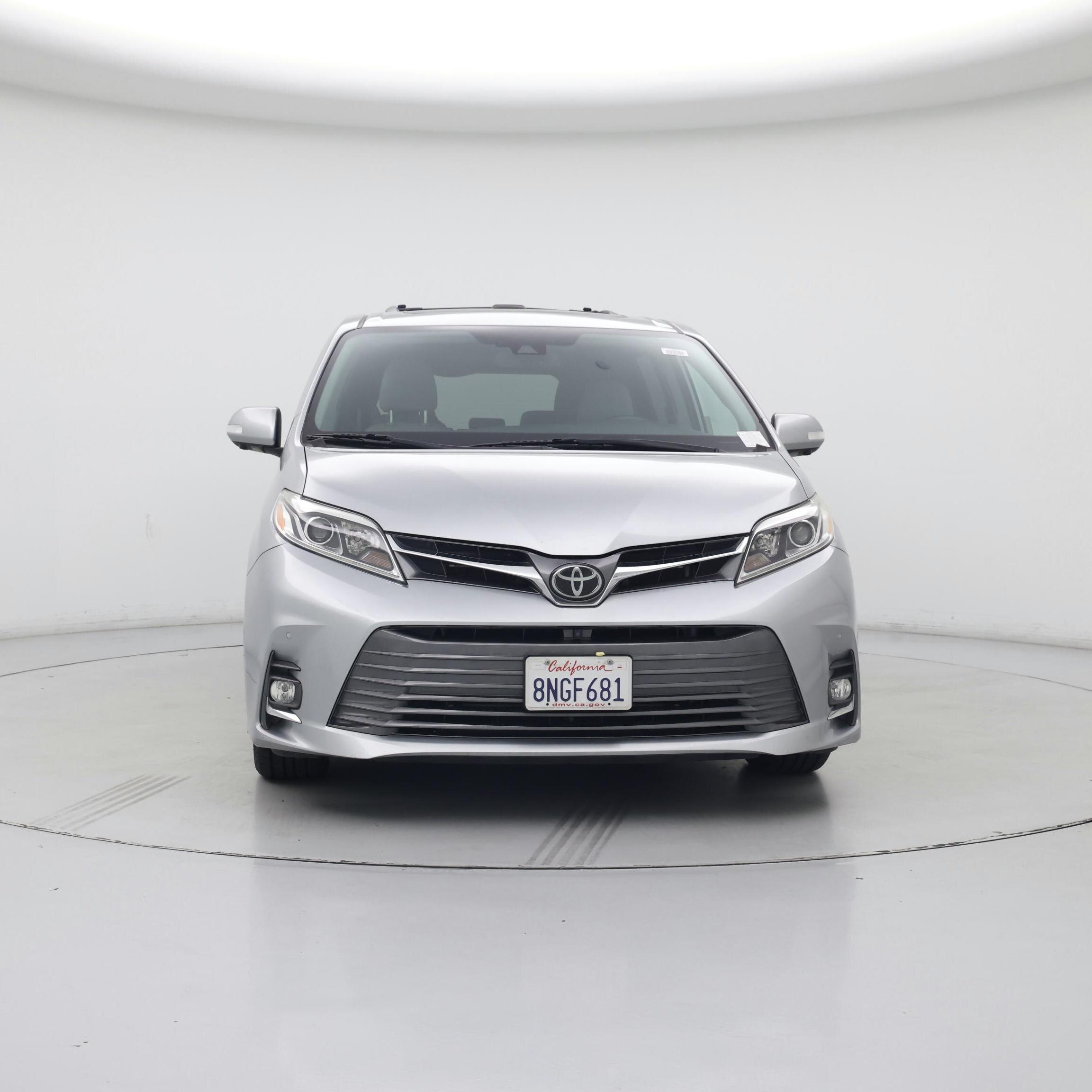 Thumbnail: 2020 Toyota Sienna - 5