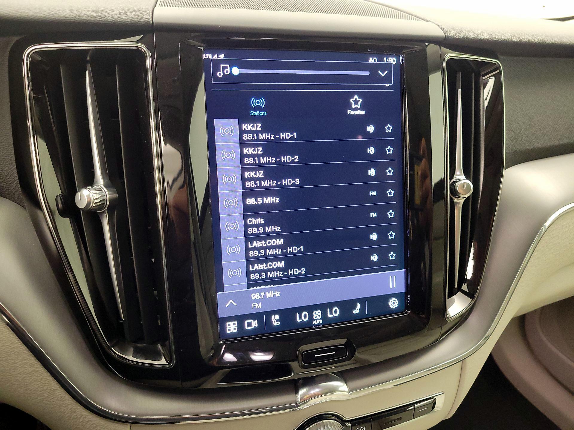 Thumbnail: 2024 Volvo XC60 - 15