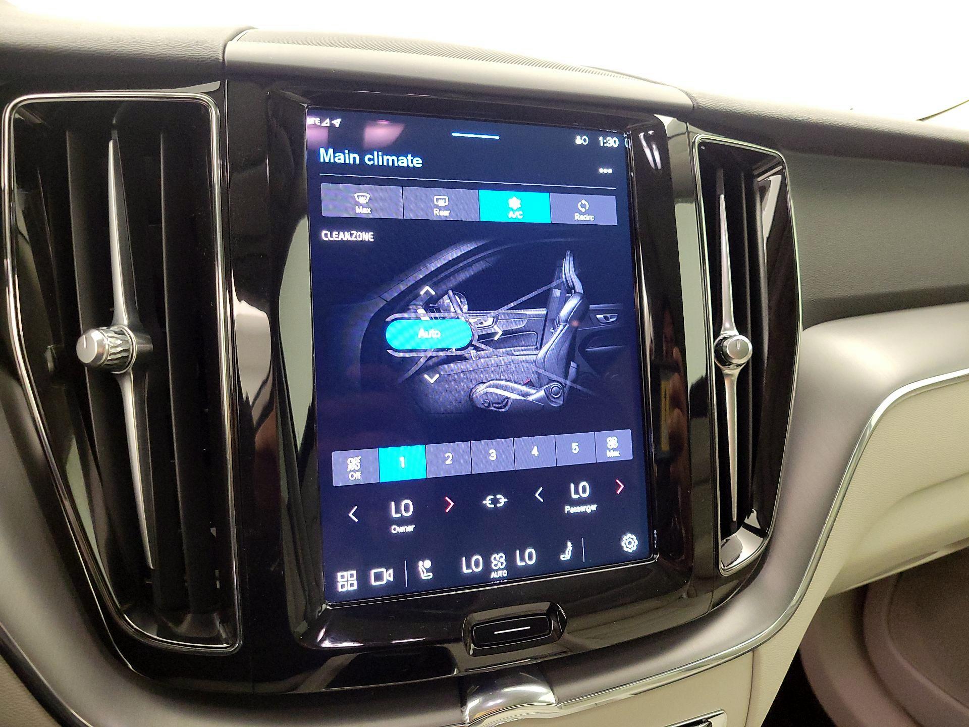 Thumbnail: 2024 Volvo XC60 - 16