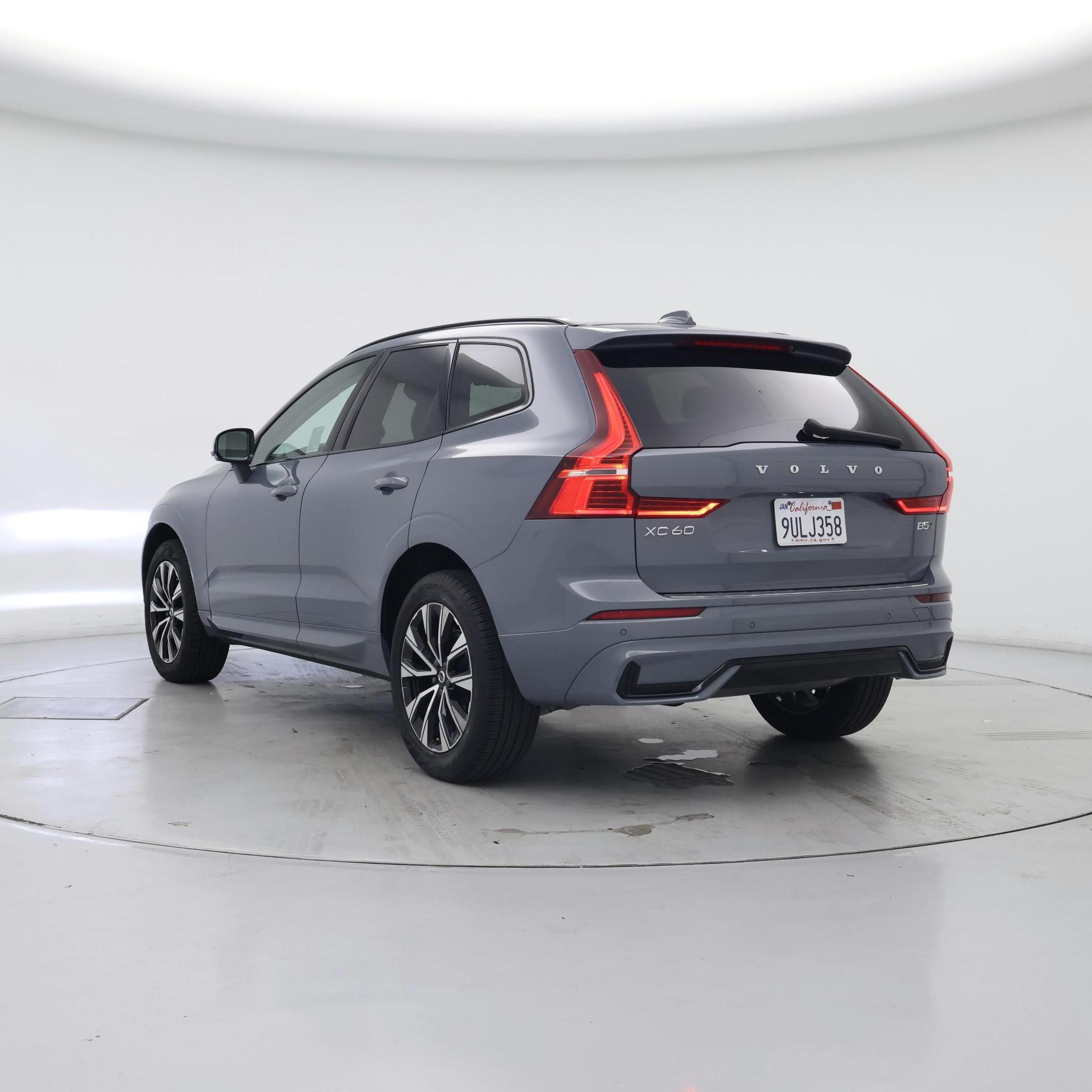 Thumbnail: 2024 Volvo XC60 - 2