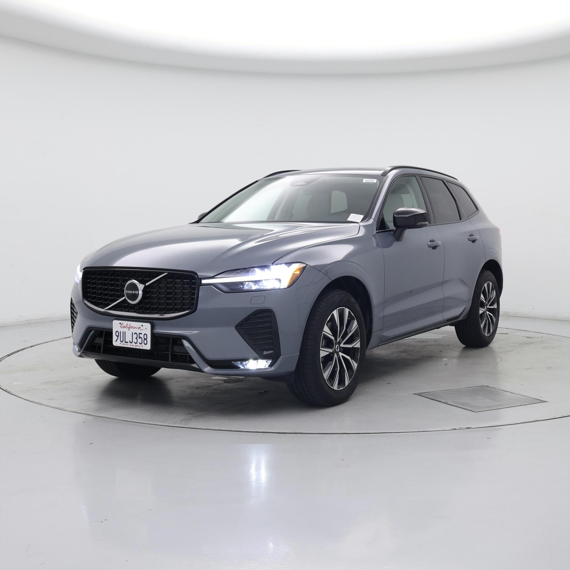 Thumbnail: 2024 Volvo XC60 - 4