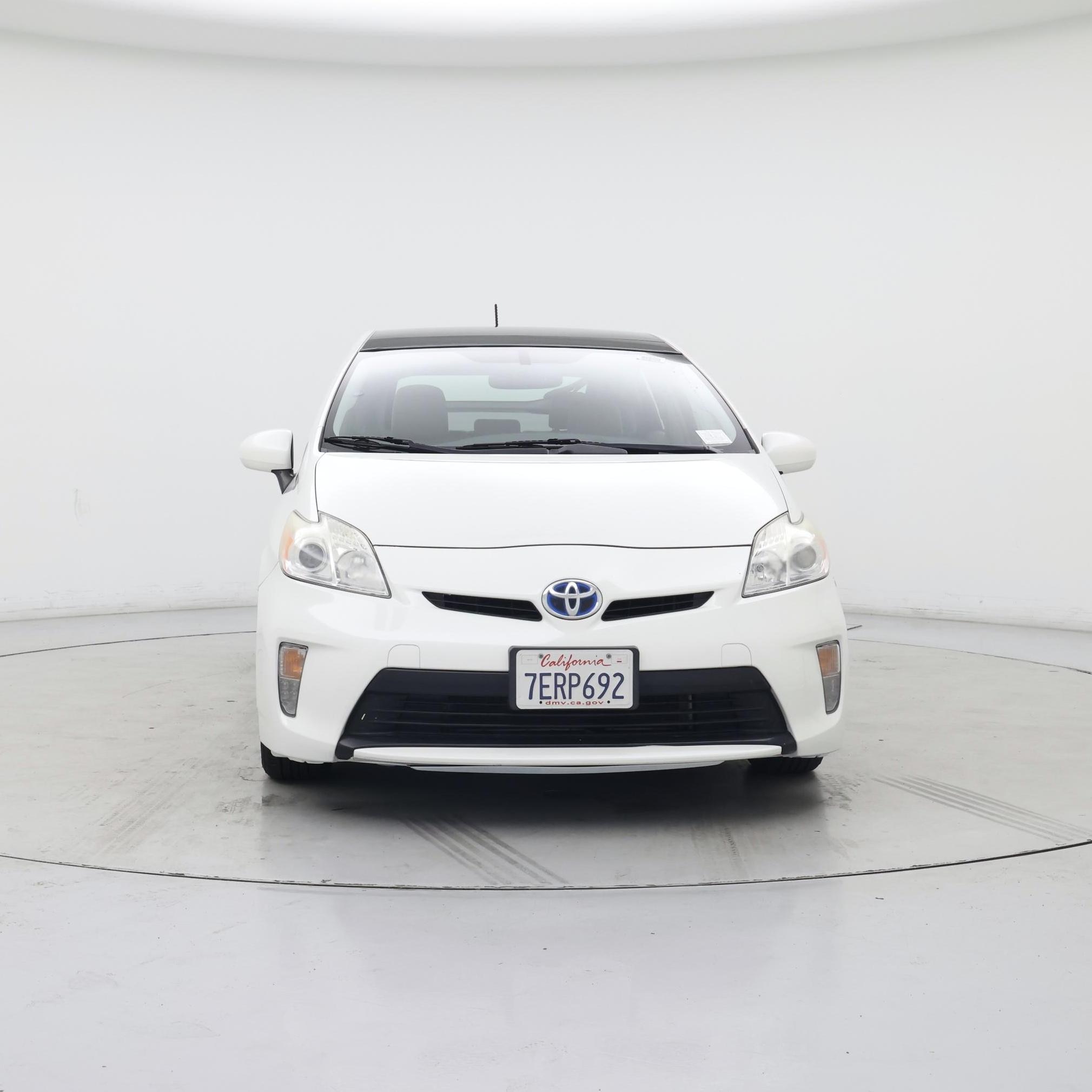 Thumbnail: 2014 Toyota Prius - 5