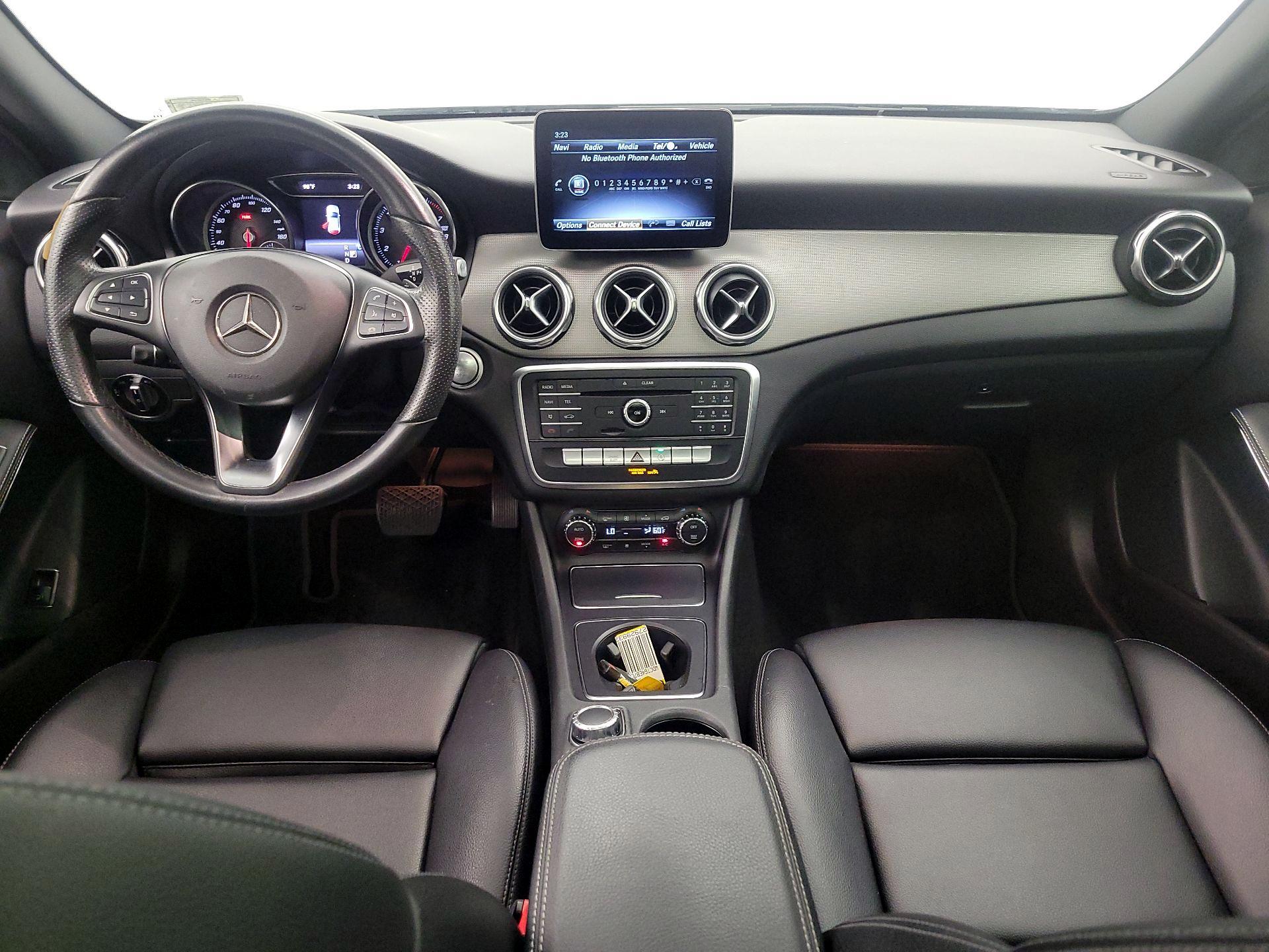 Thumbnail: 2020 Mercedes-Benz GLA - 9