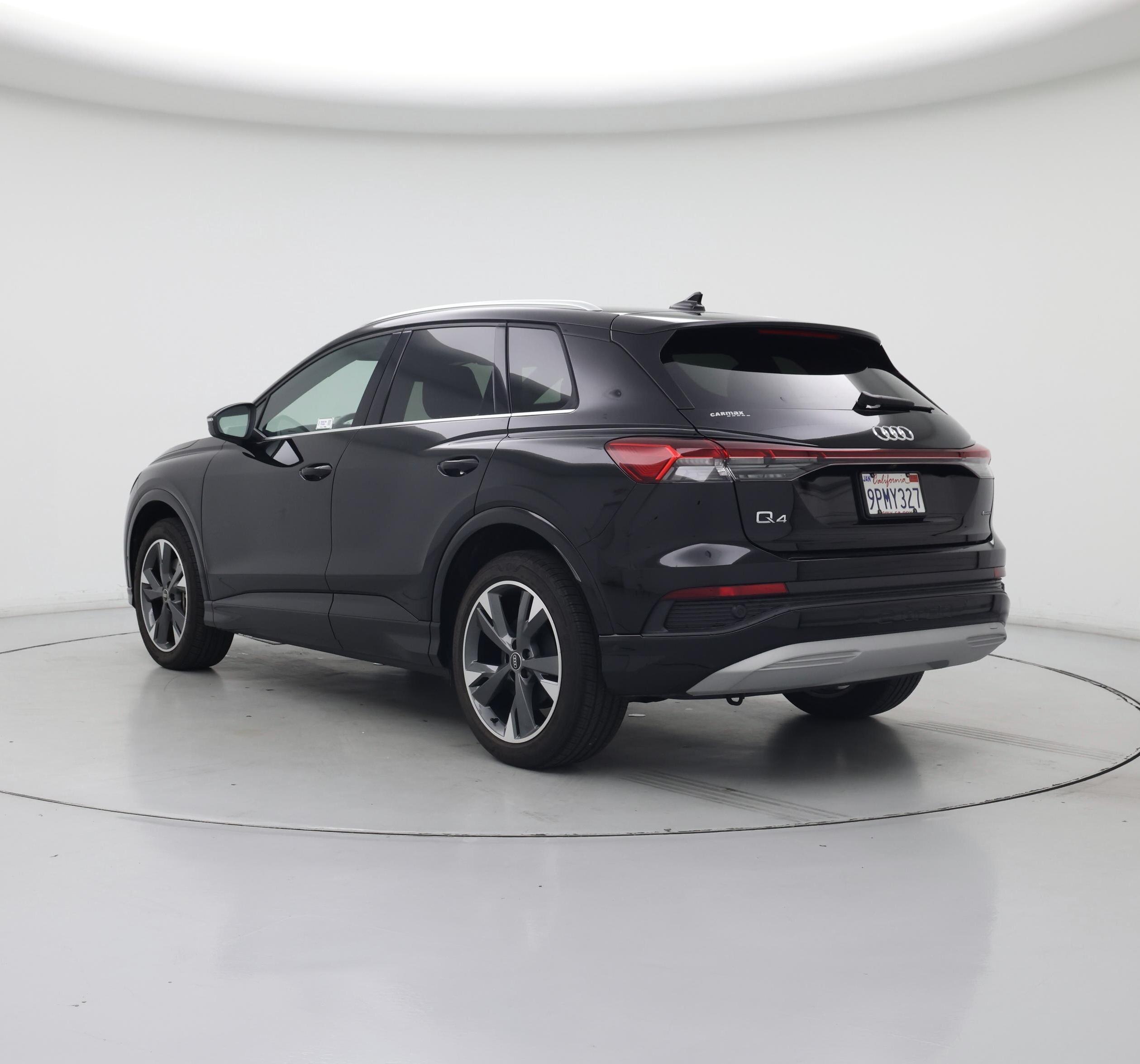 Thumbnail: 2022 Audi Q4 e-tron - 2