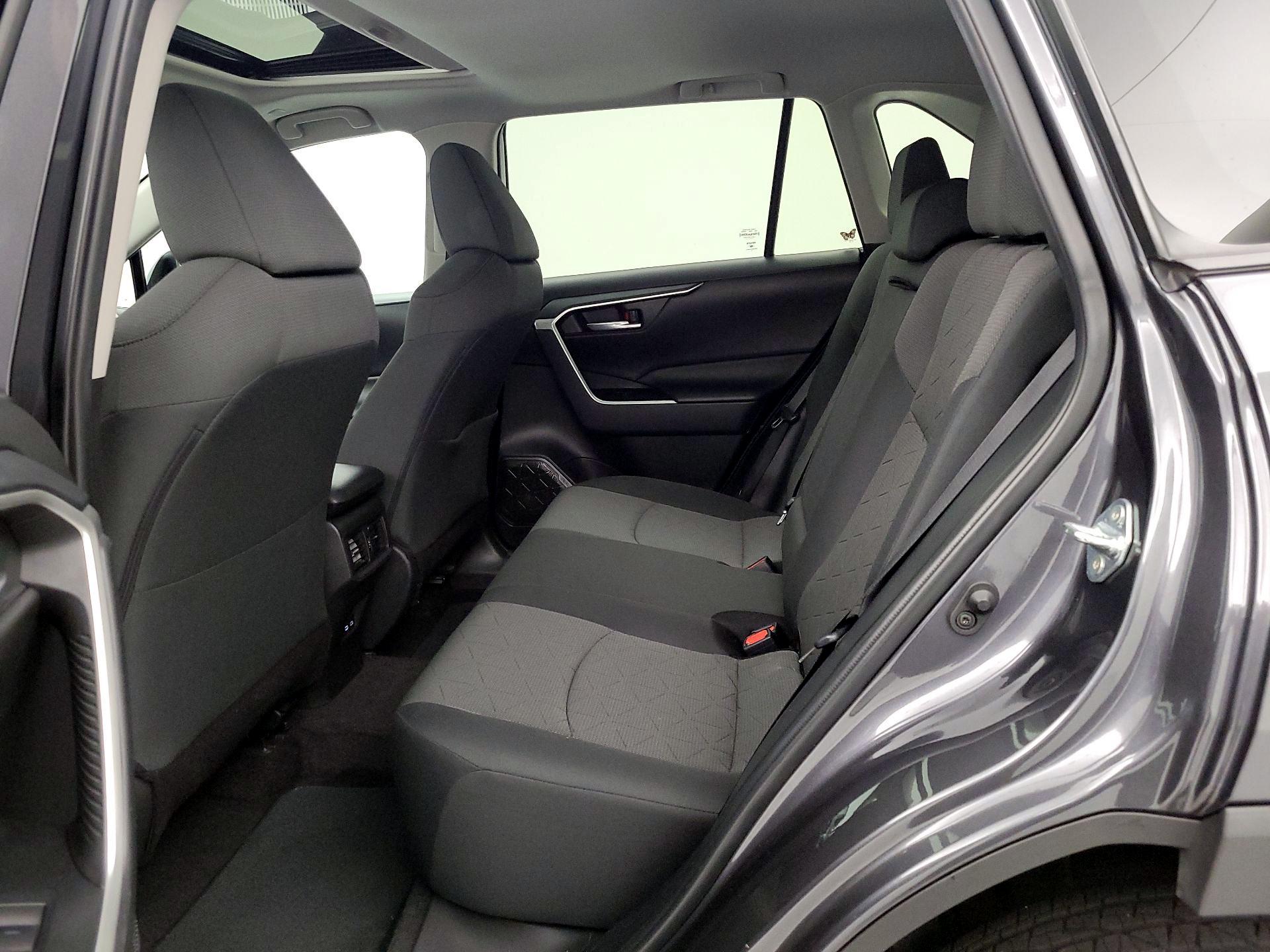 Thumbnail: 2023 Toyota RAV4 - 20
