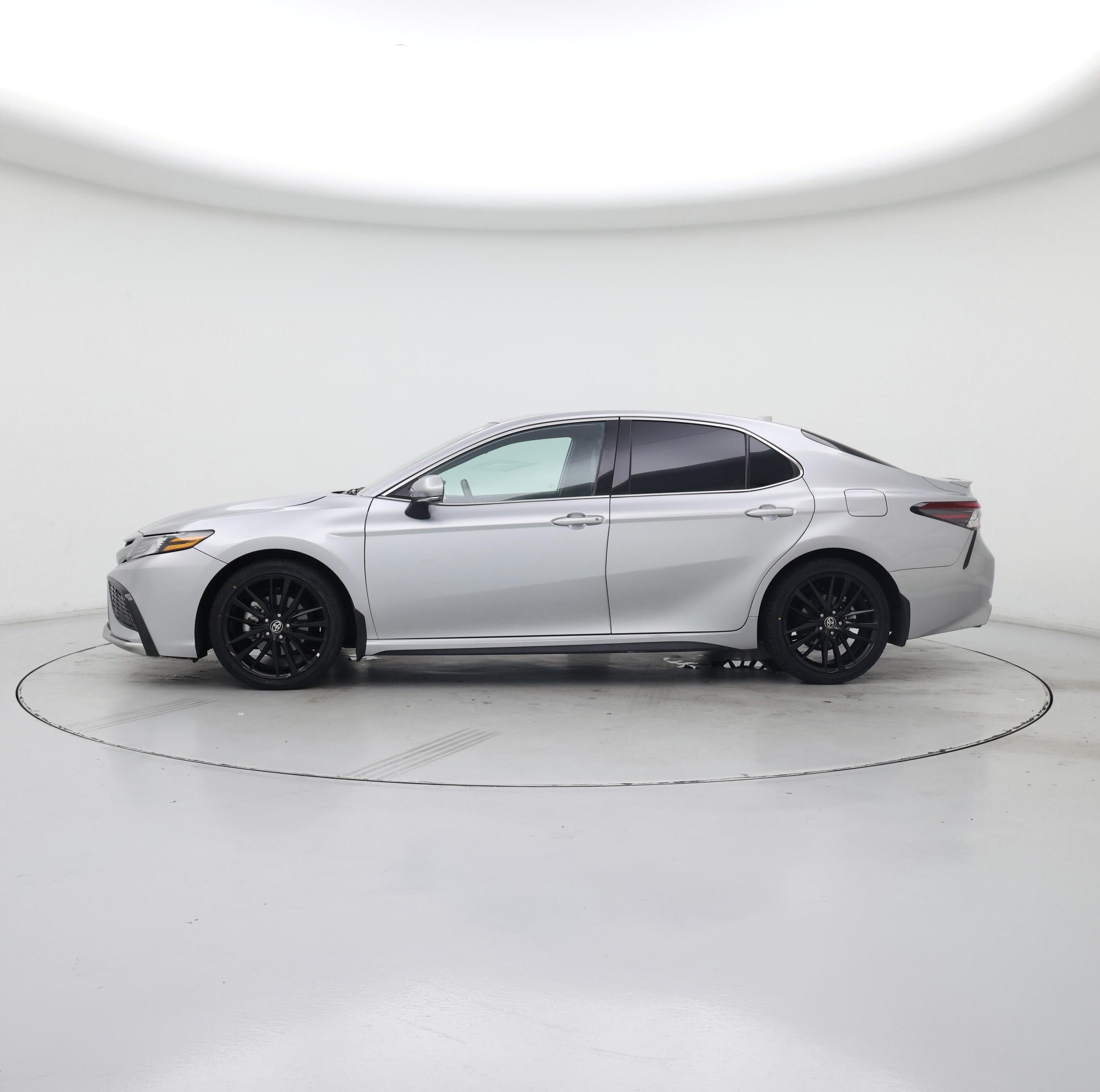 Thumbnail: 2024 Toyota Camry - 3