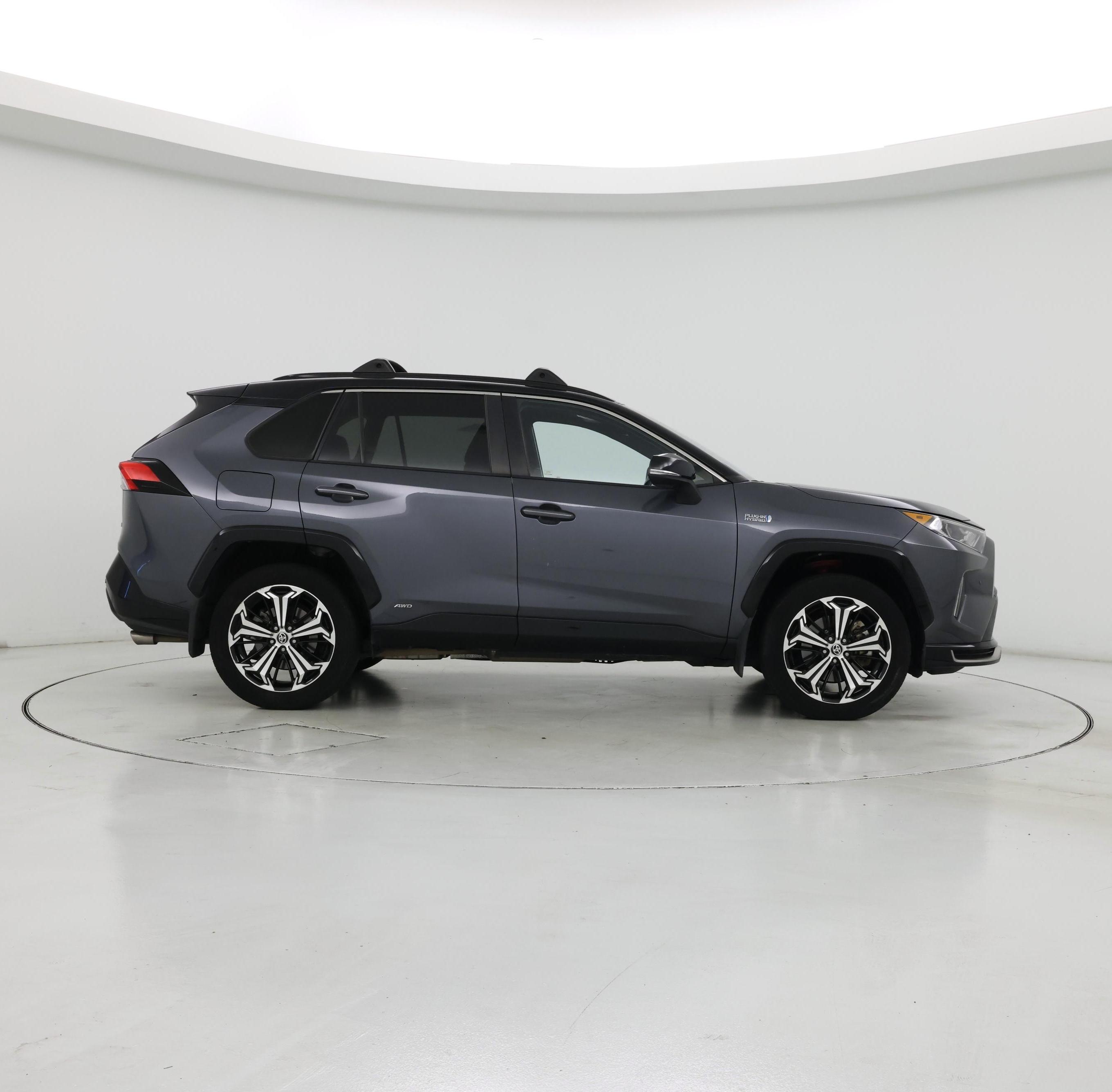 Thumbnail: 2021 Toyota RAV4 - 7