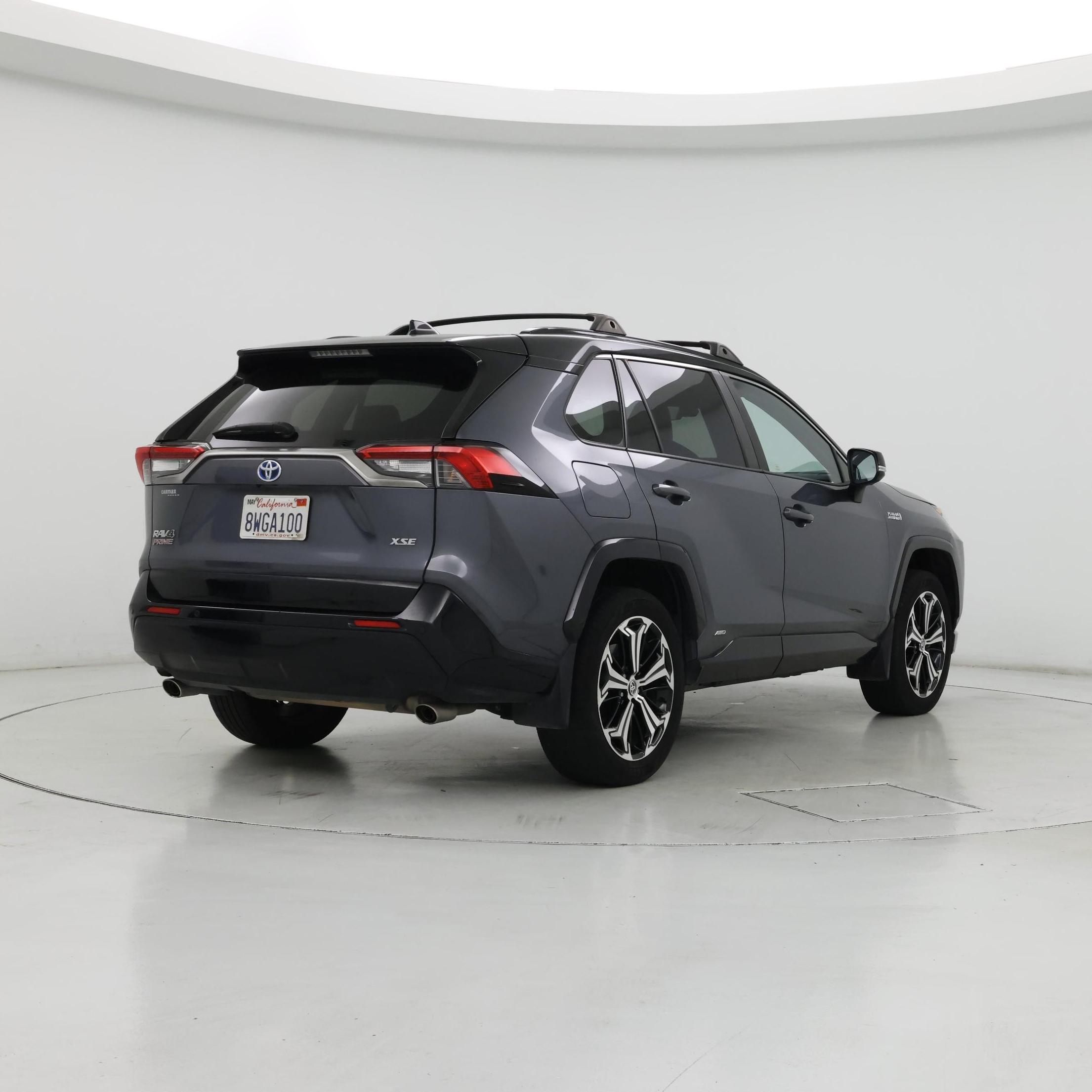 Thumbnail: 2021 Toyota RAV4 - 8