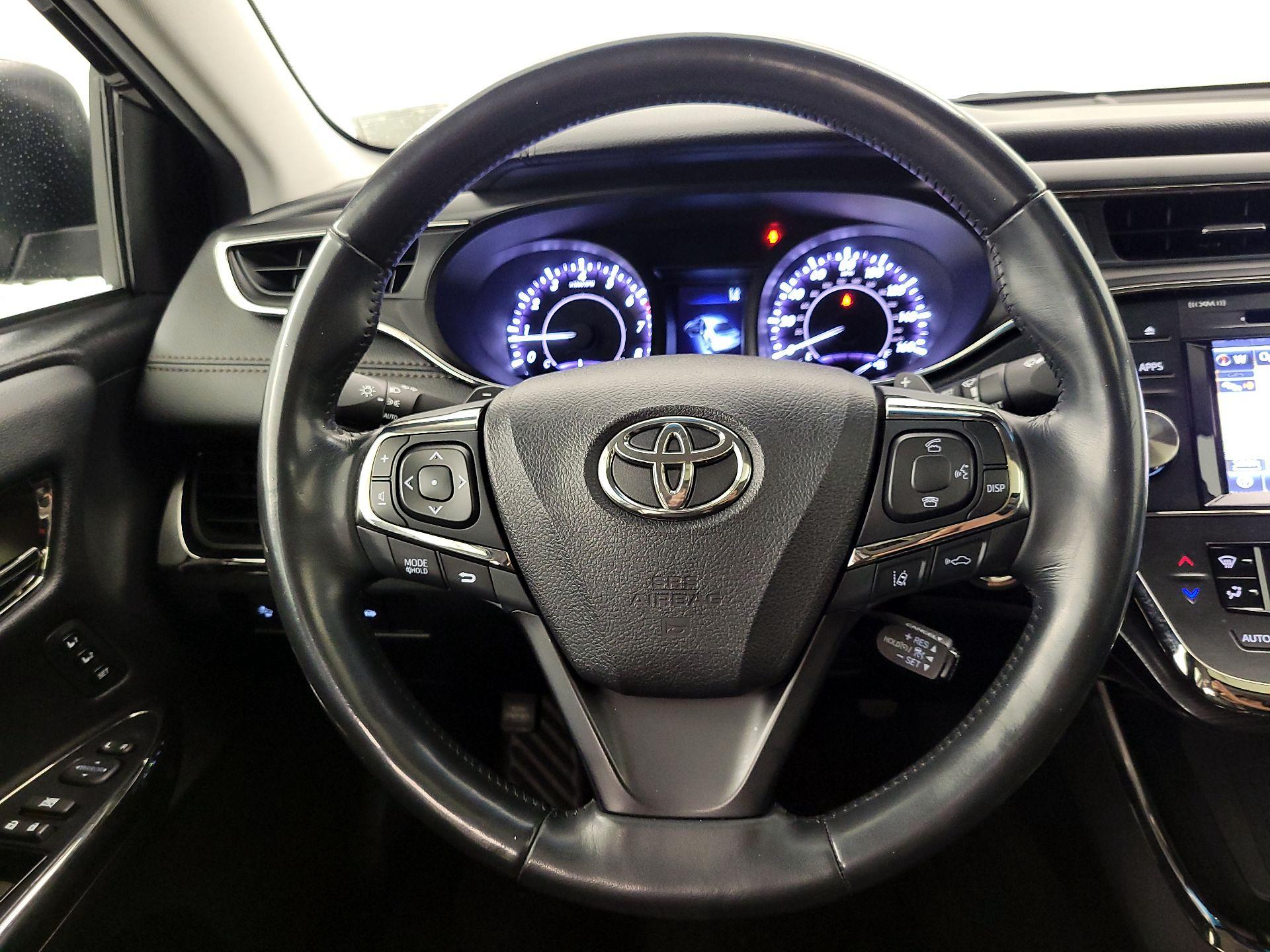 Thumbnail: 2017 Toyota Avalon - 10