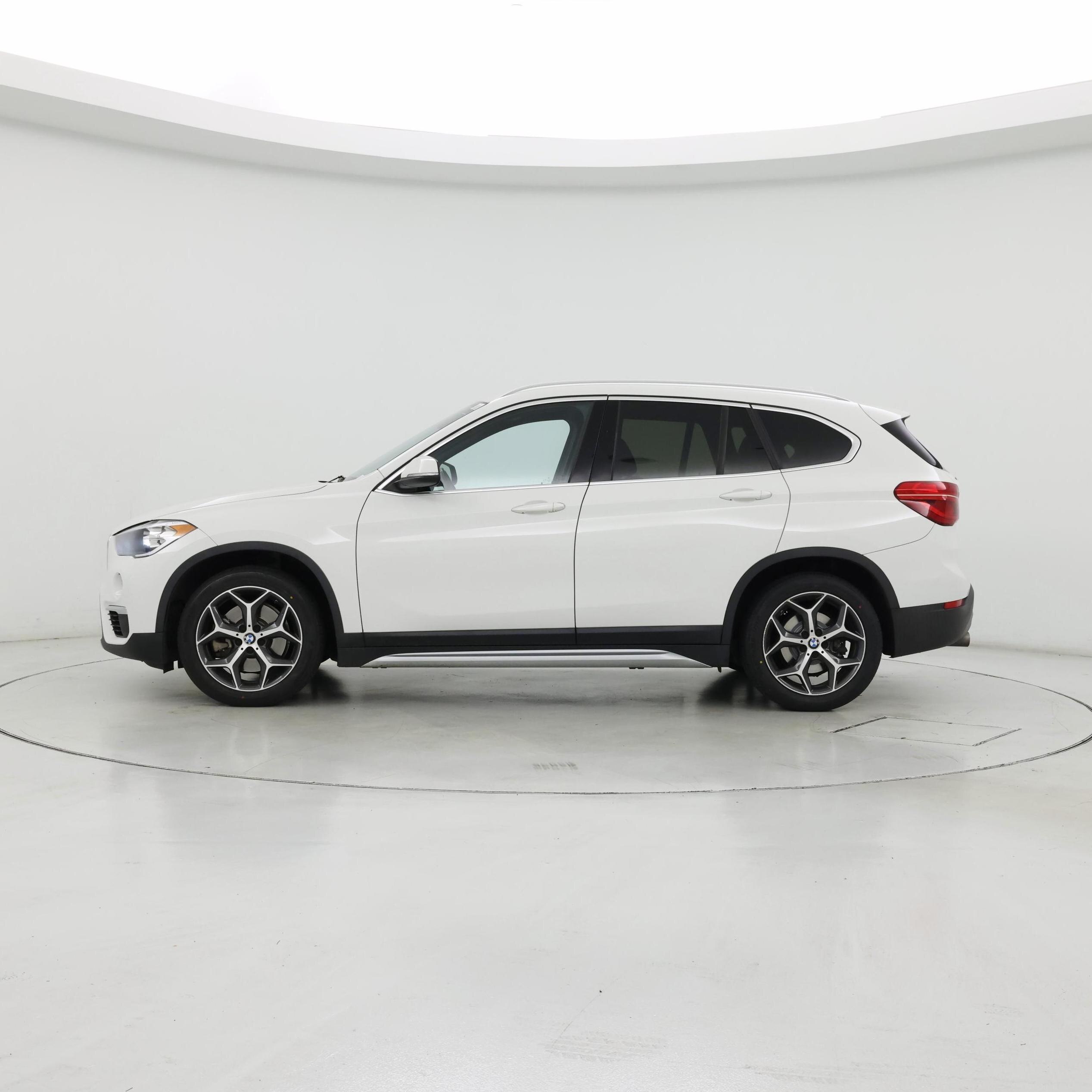 Thumbnail: 2018 BMW X1 - 3