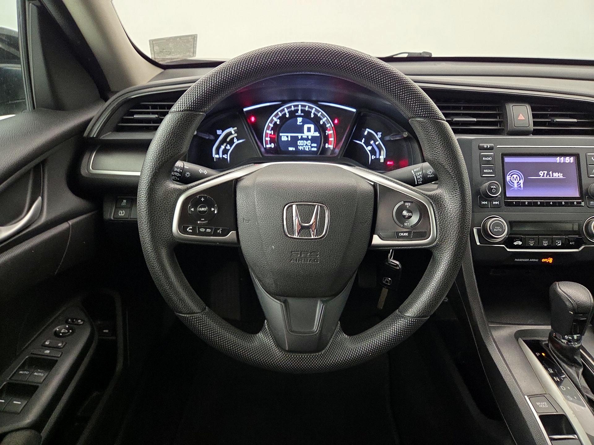Thumbnail: 2016 Honda Civic - 10