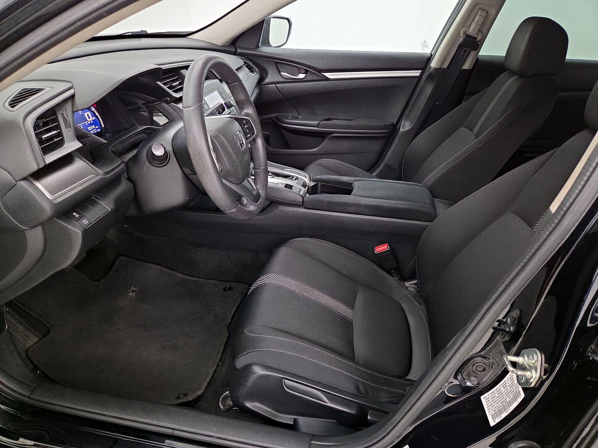 Thumbnail: 2016 Honda Civic - 11