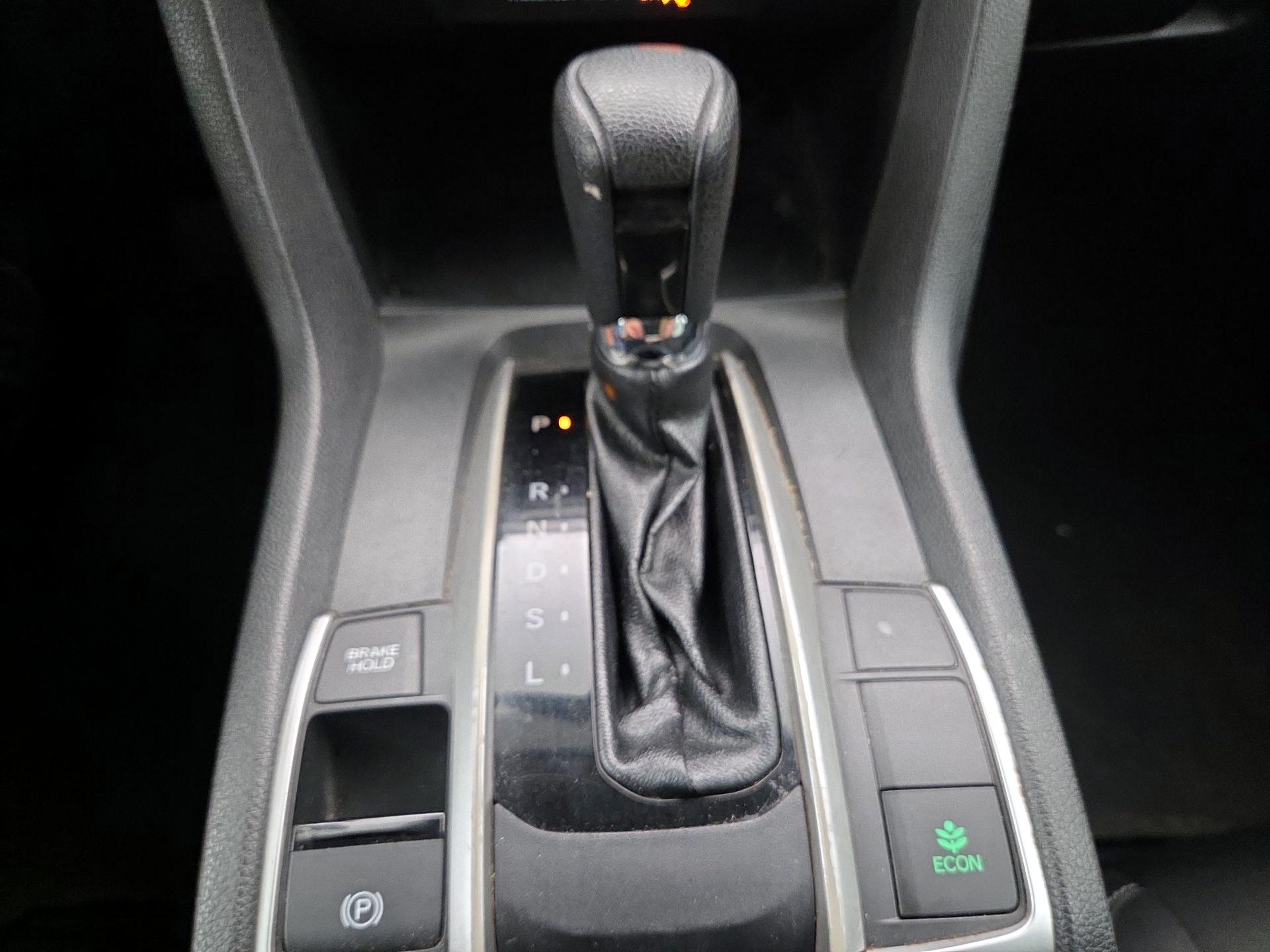 Thumbnail: 2016 Honda Civic - 17