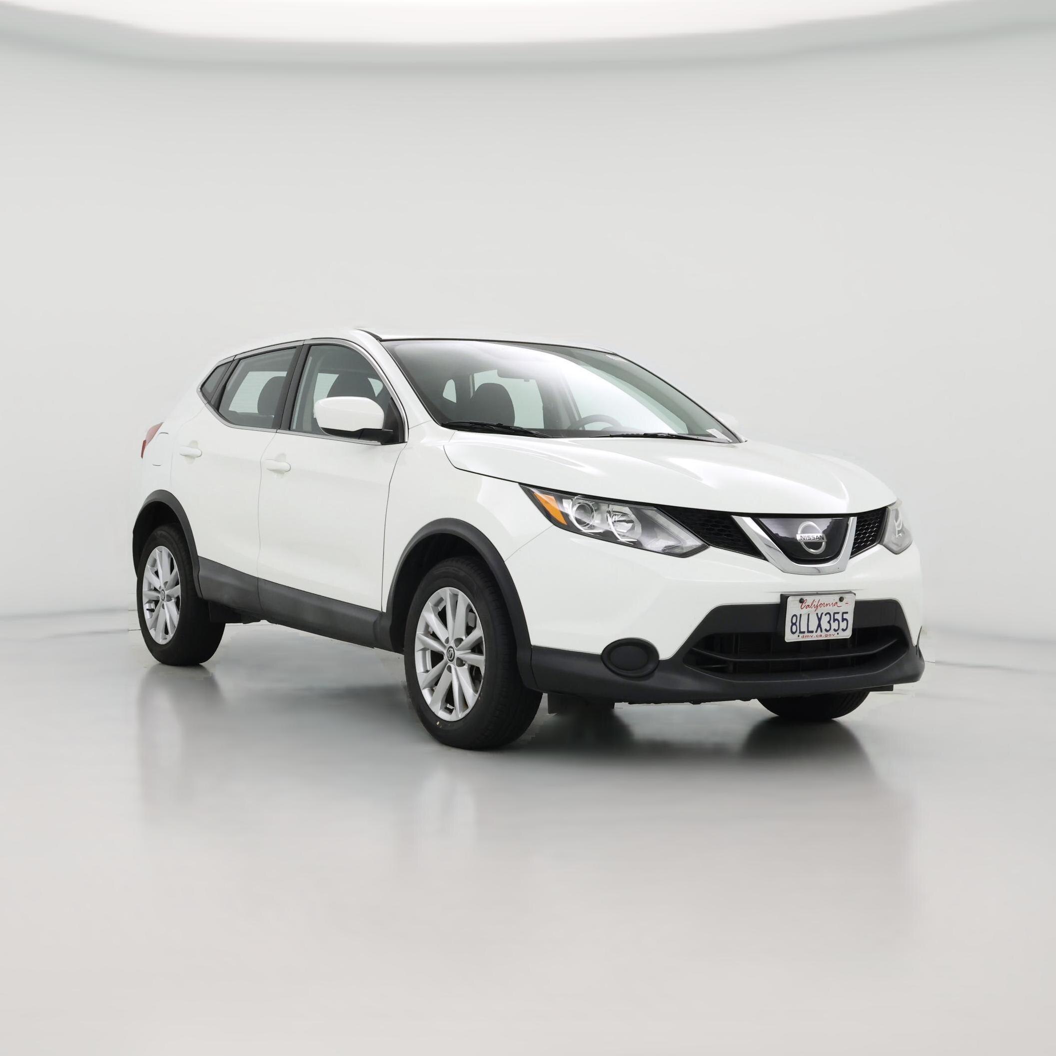 Thumbnail: 2019 Nissan Rogue Sport - 1