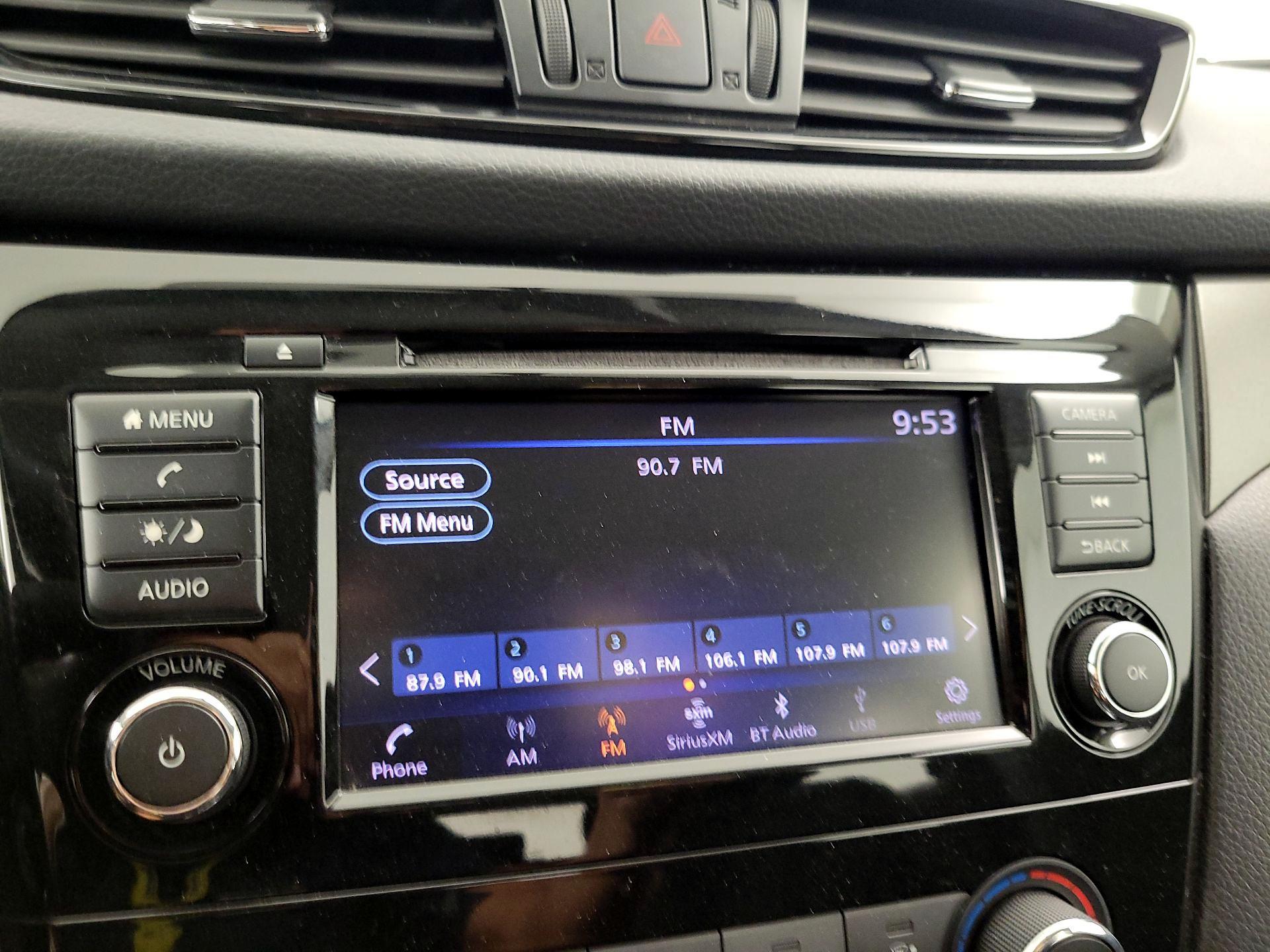 Thumbnail: 2019 Nissan Rogue Sport - 15