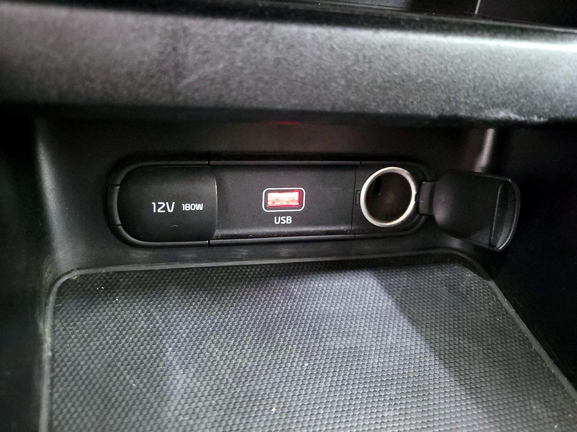 Thumbnail: 2023 Kia Forte - 18