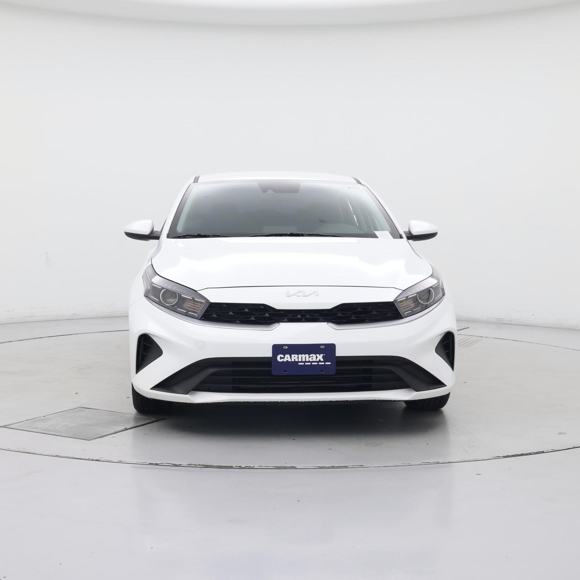 Thumbnail: 2023 Kia Forte - 5