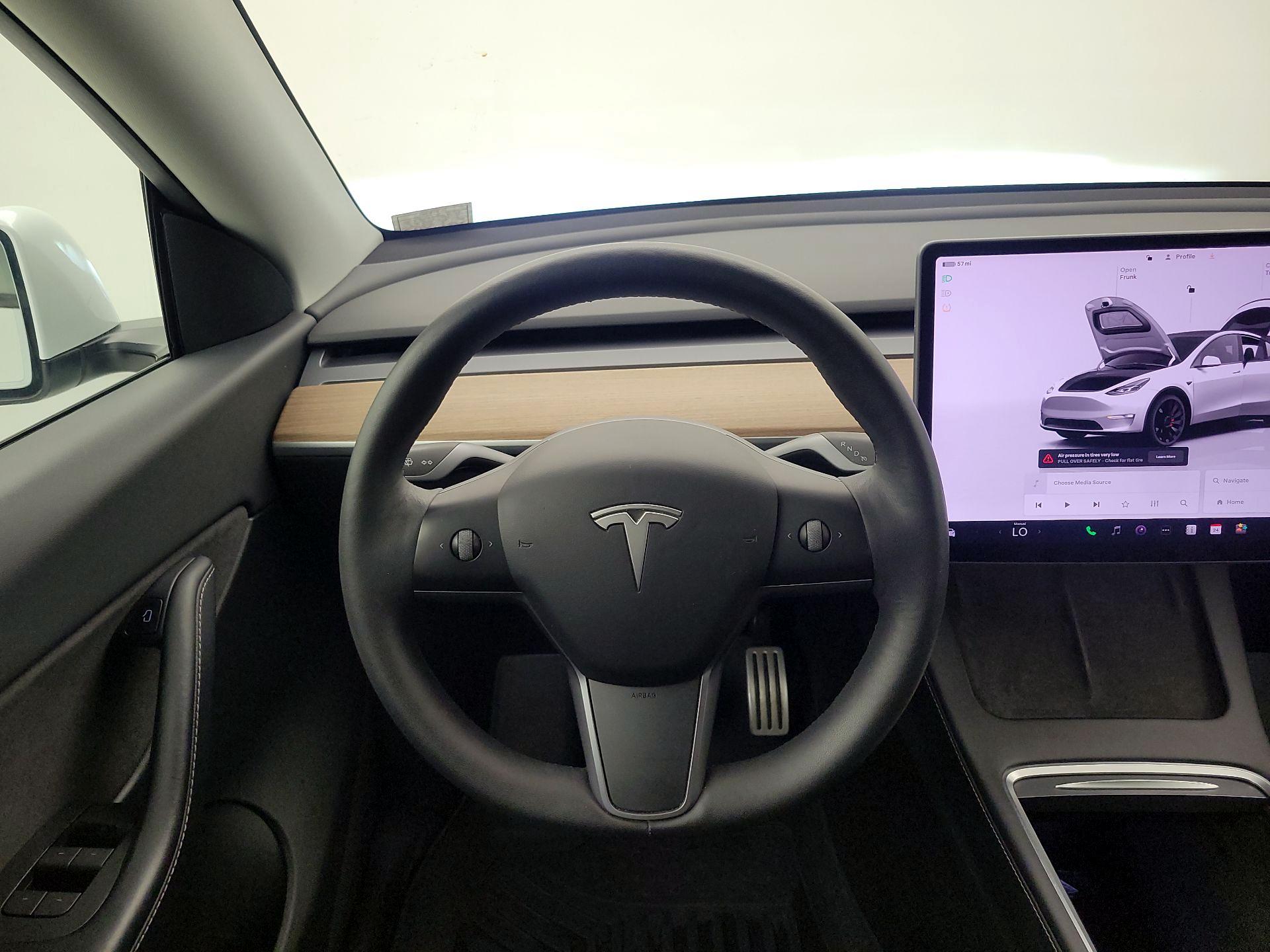 Thumbnail: 2022 Tesla Model Y - 10