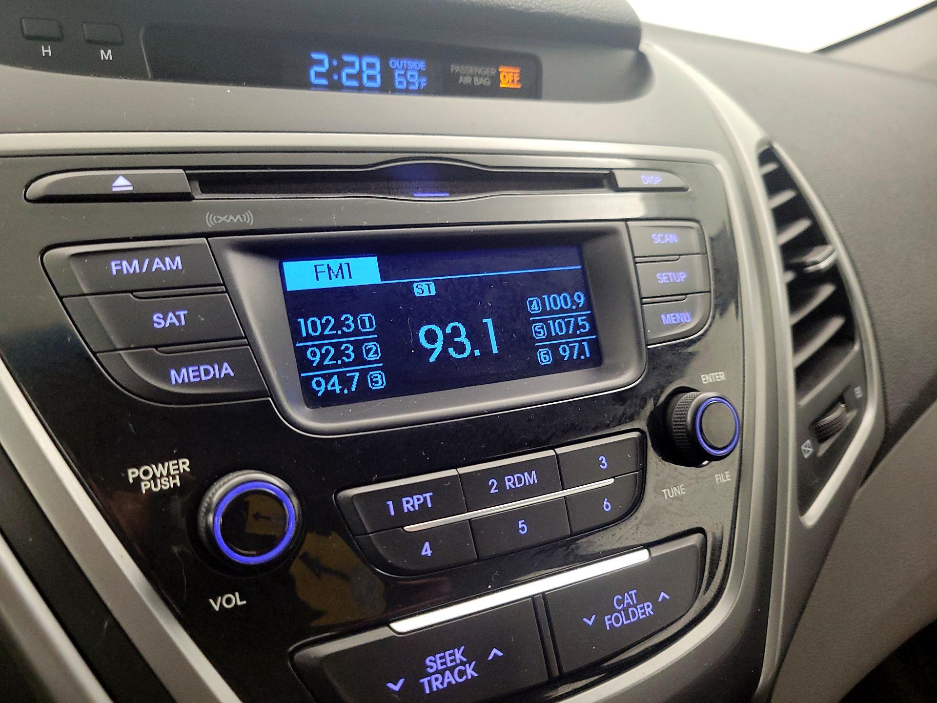 Thumbnail: 2016 Hyundai Elantra - 14