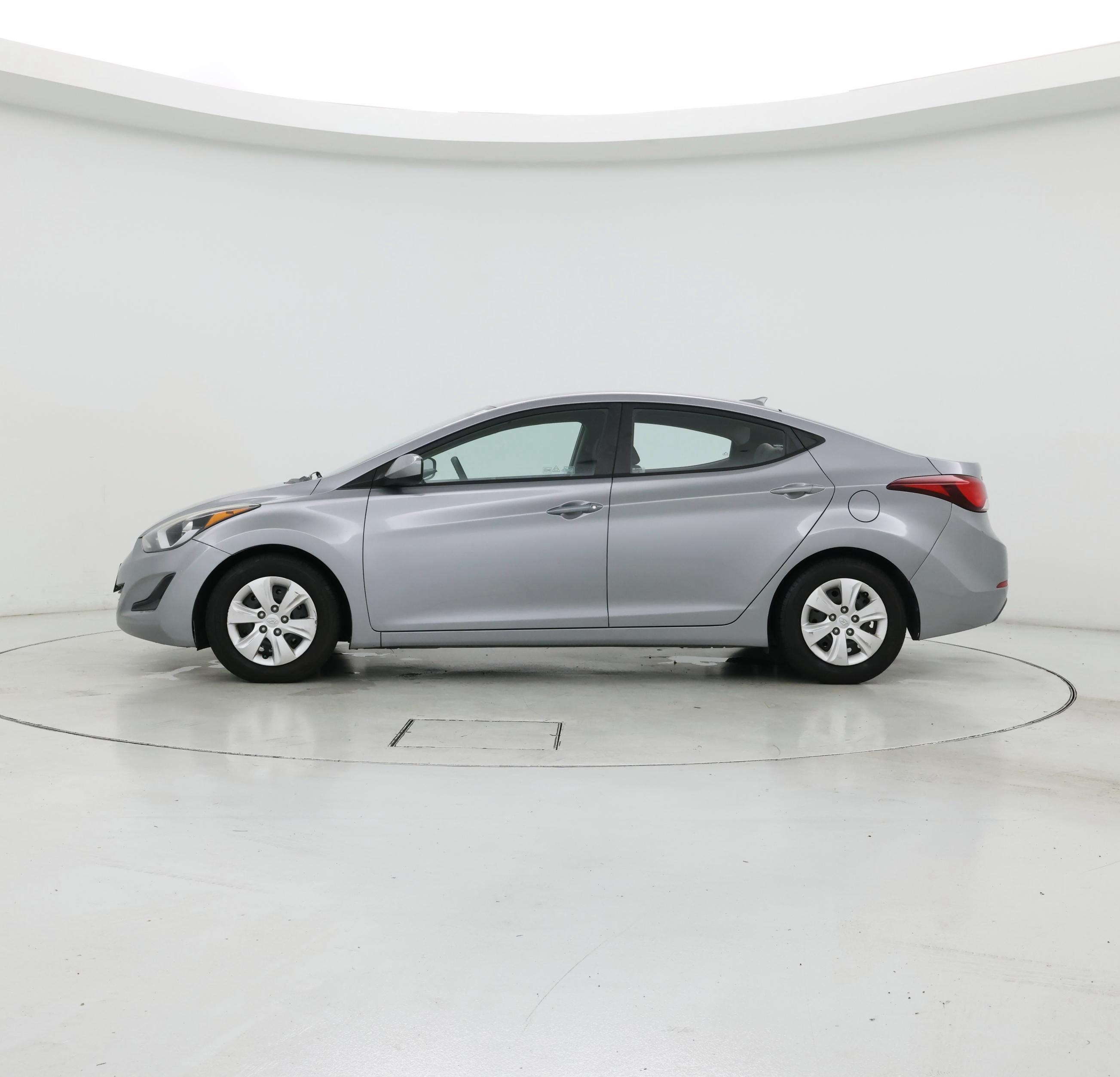 Thumbnail: 2016 Hyundai Elantra - 3