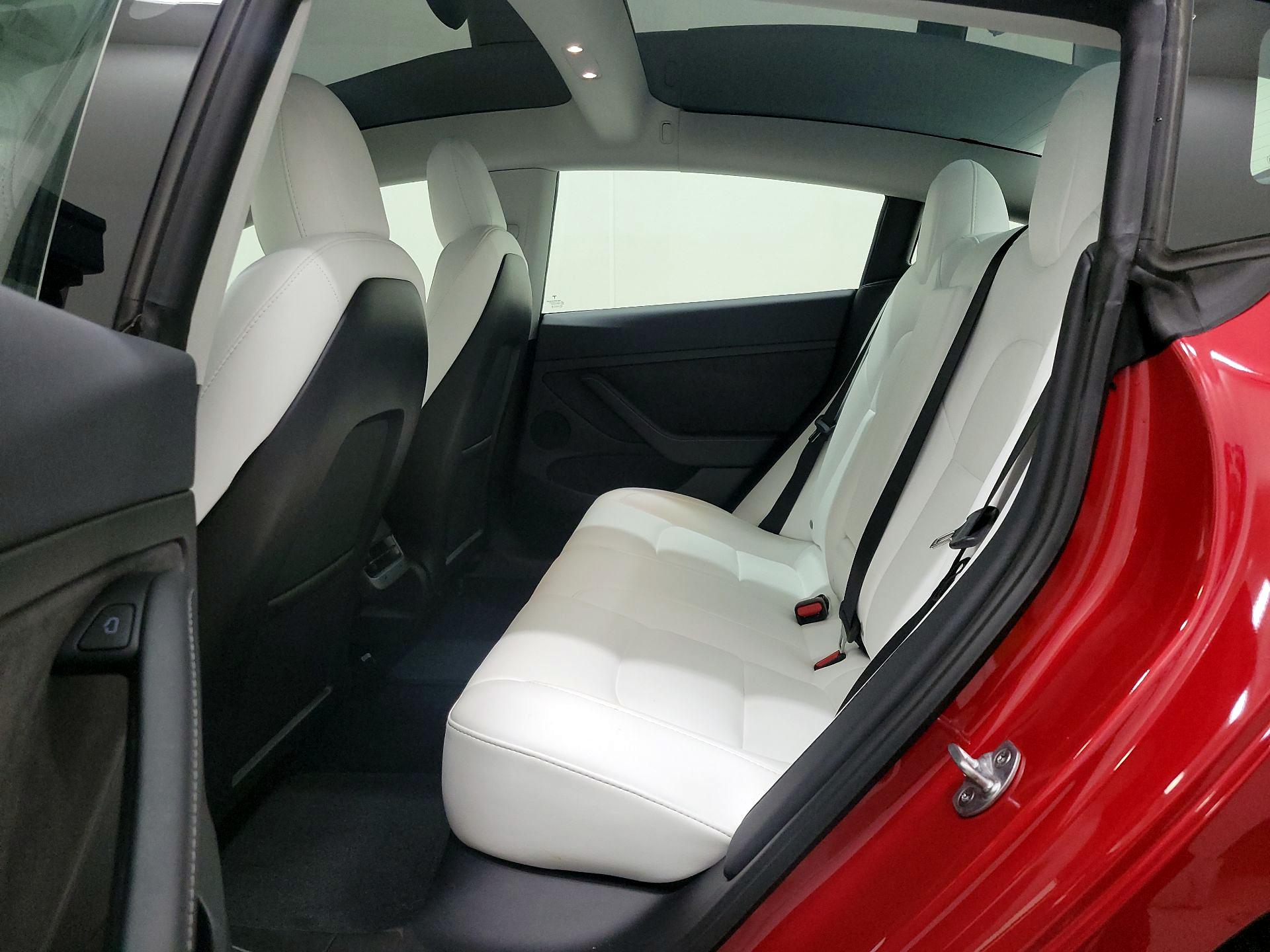 Thumbnail: 2023 Tesla Model 3 - 16