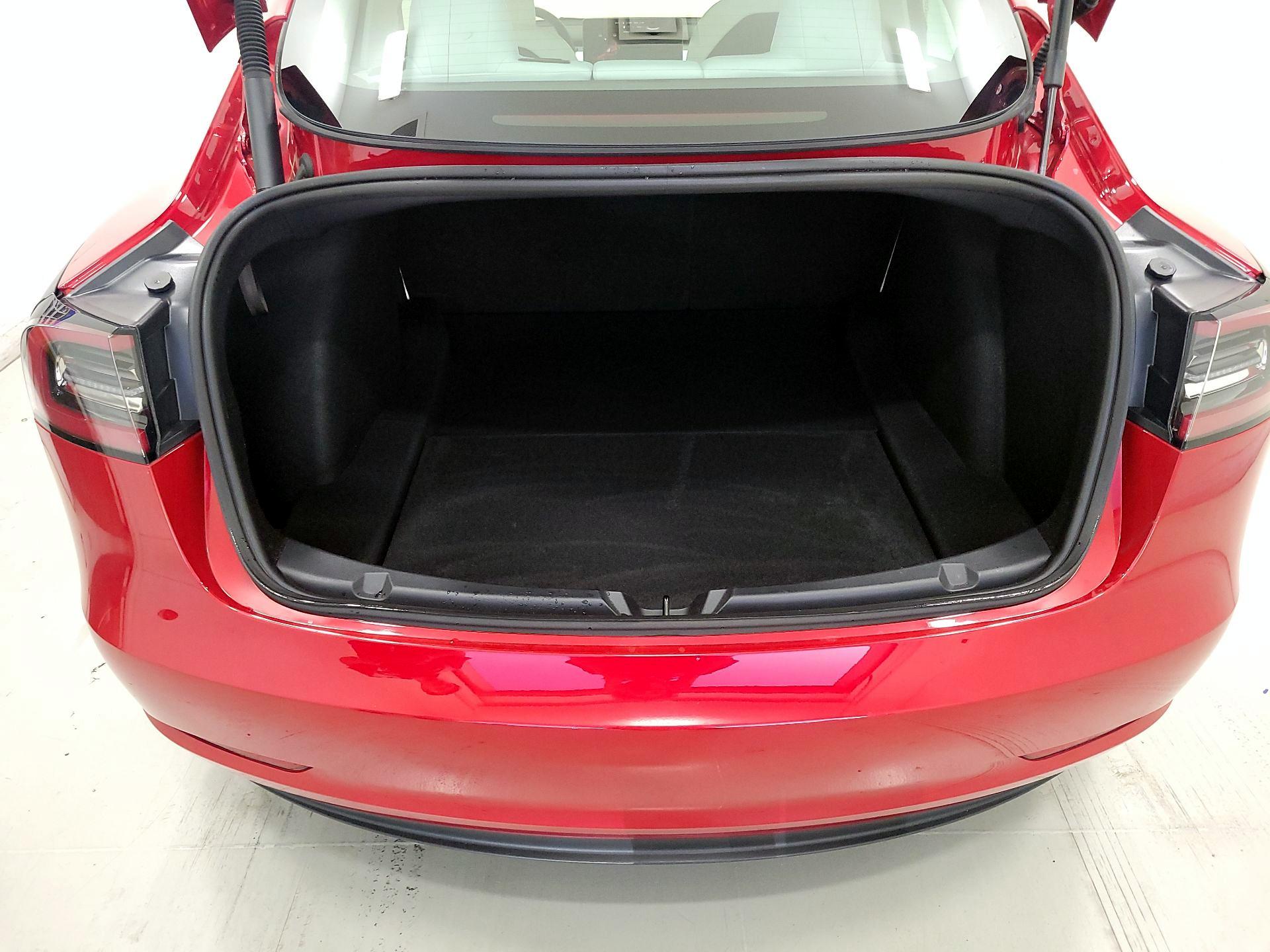 Thumbnail: 2023 Tesla Model 3 - 17