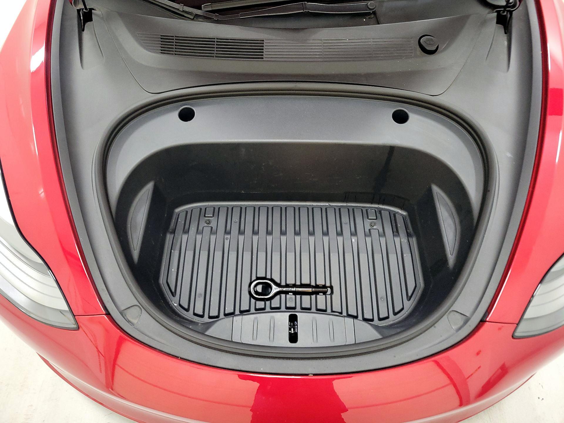 Thumbnail: 2023 Tesla Model 3 - 18