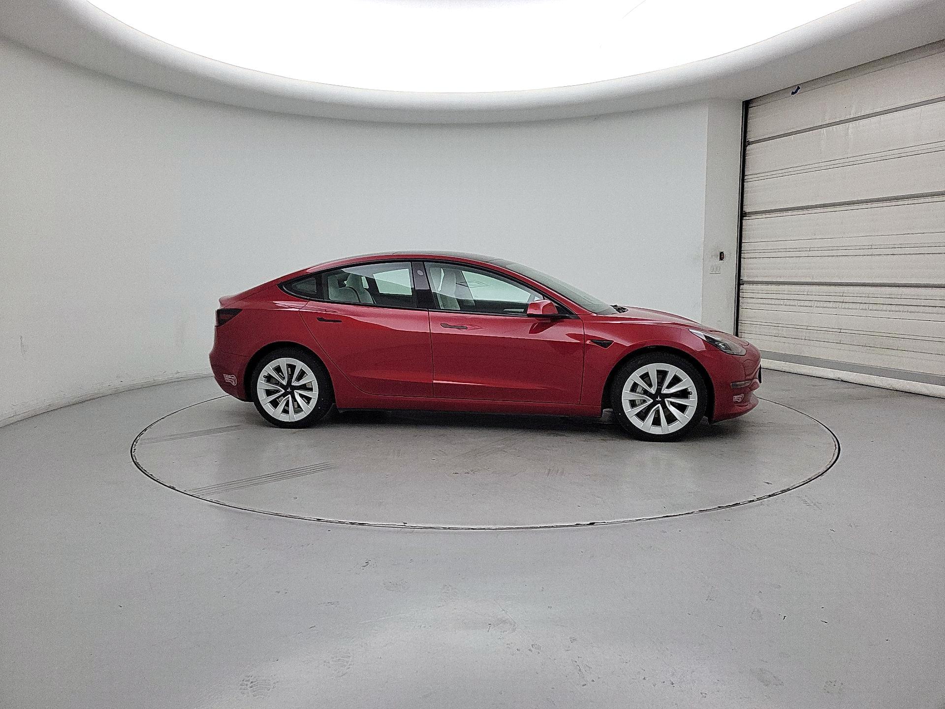 Thumbnail: 2023 Tesla Model 3 - 4
