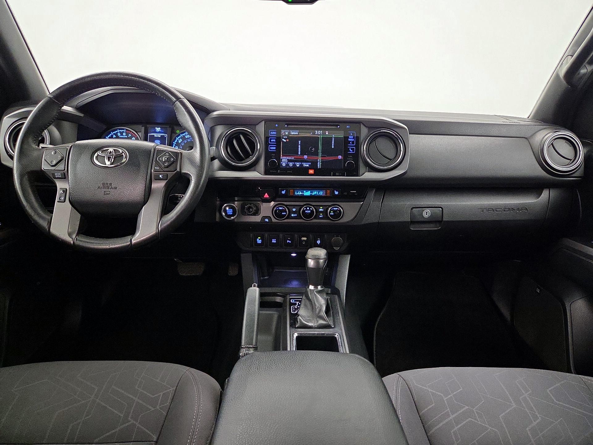 Thumbnail: 2016 Toyota Tacoma - 9