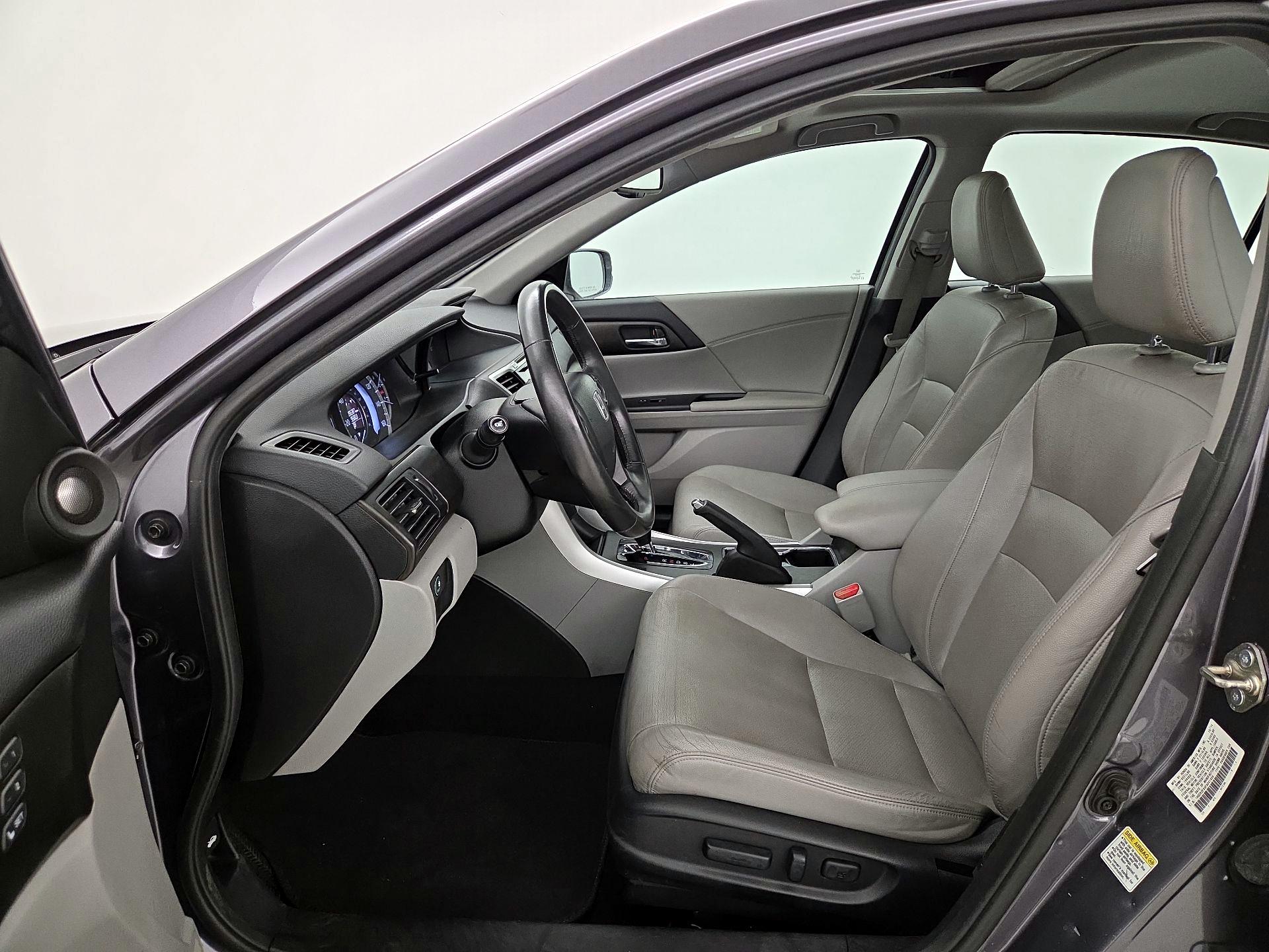 Thumbnail: 2015 Honda Accord - 11
