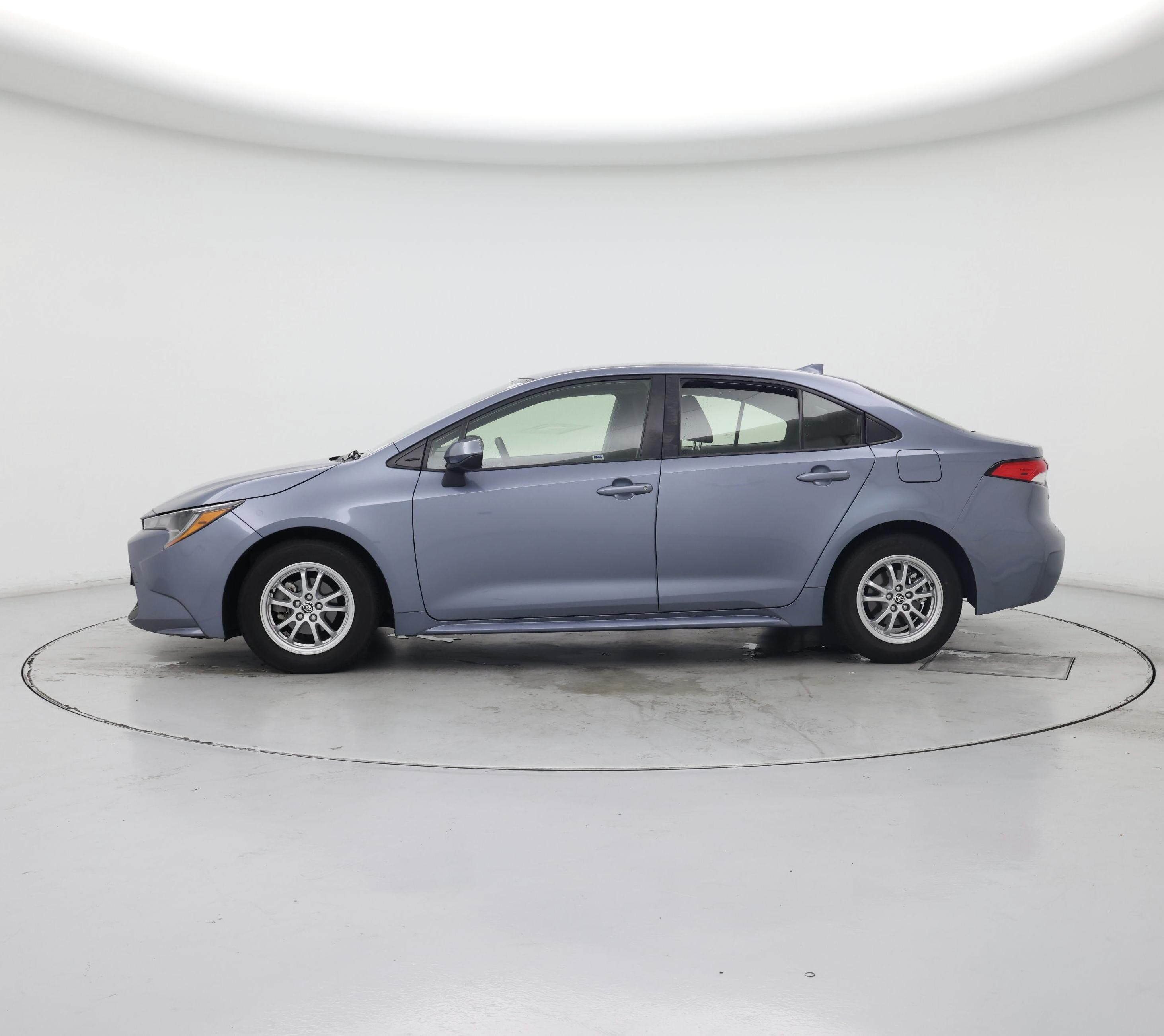 Thumbnail: 2022 Toyota Corolla - 3