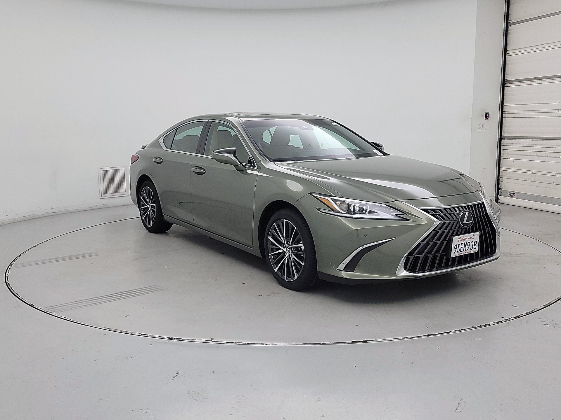 Thumbnail: 2025 Lexus ES - 1