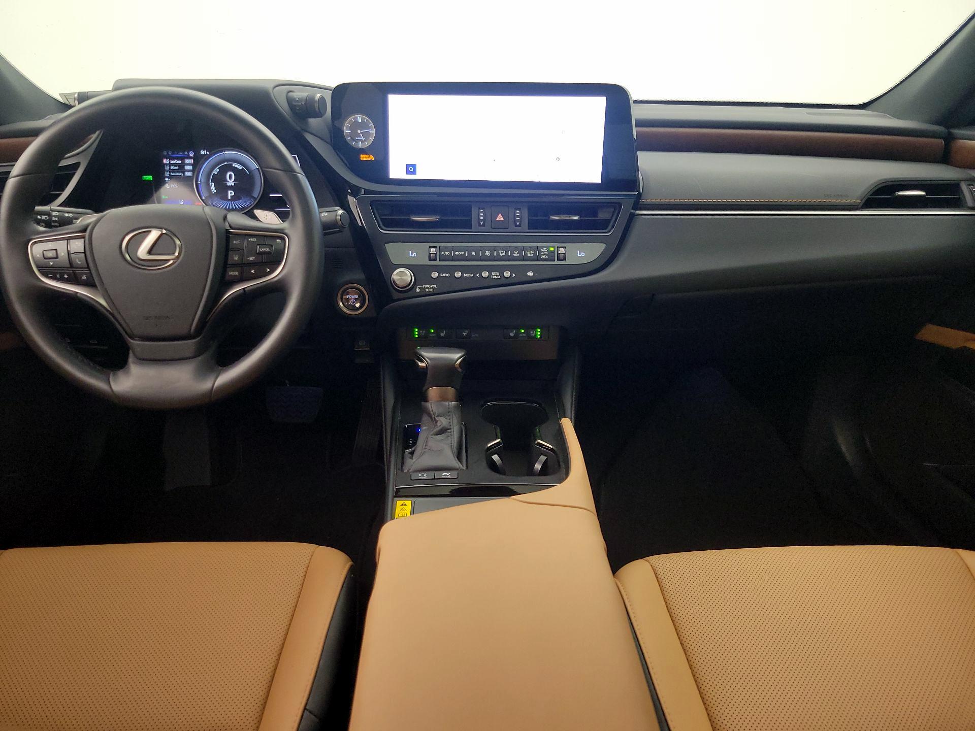 Thumbnail: 2025 Lexus ES - 8
