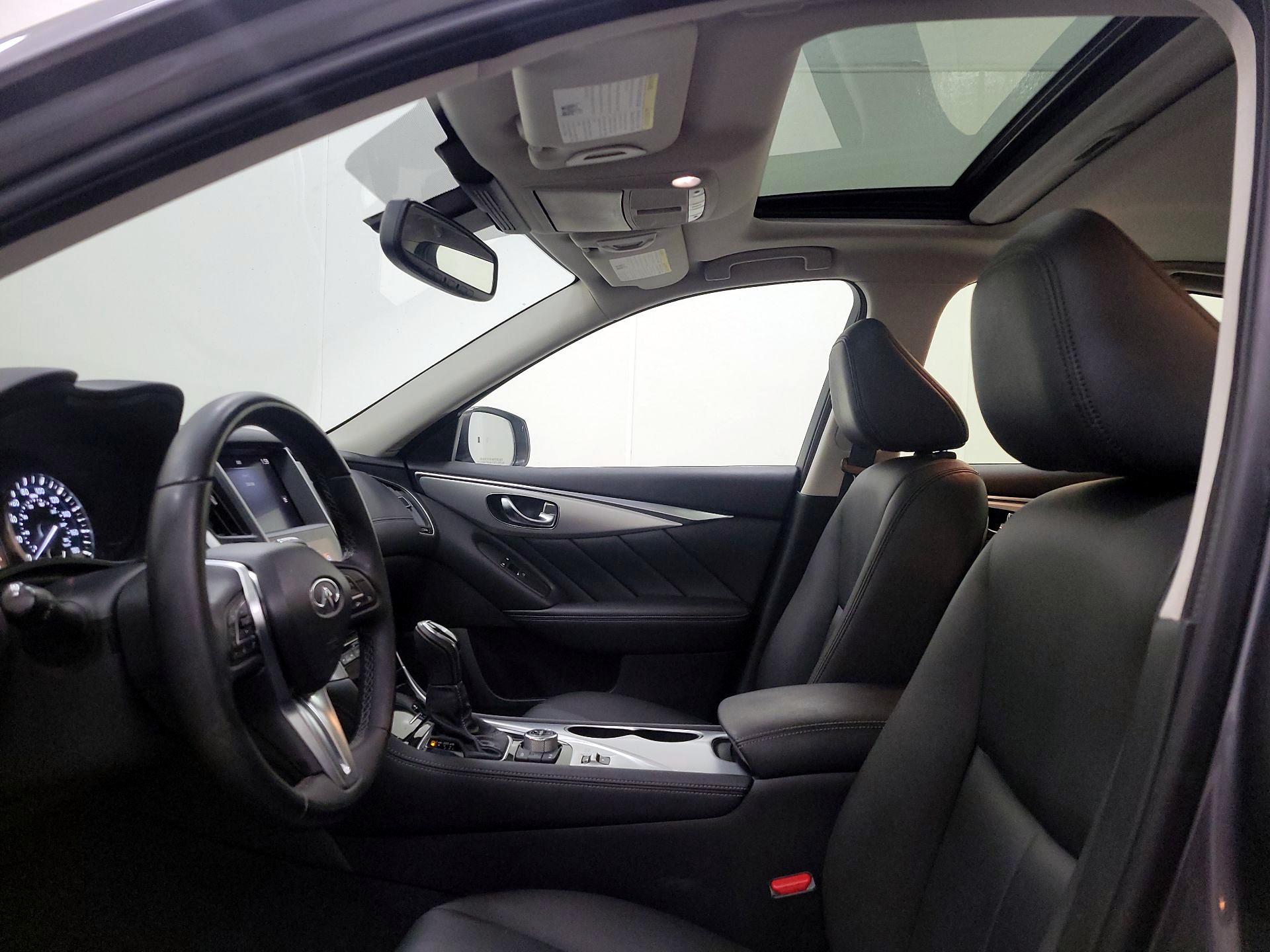 Thumbnail: 2020 INFINITI Q50 - 19