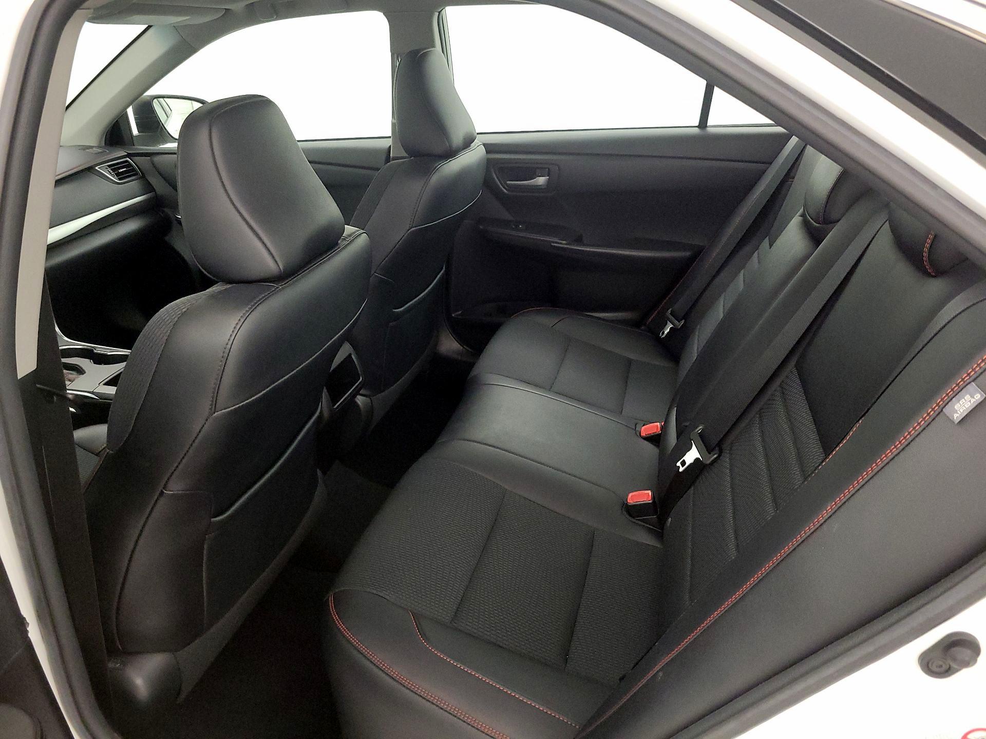 Thumbnail: 2017 Toyota Camry - 20